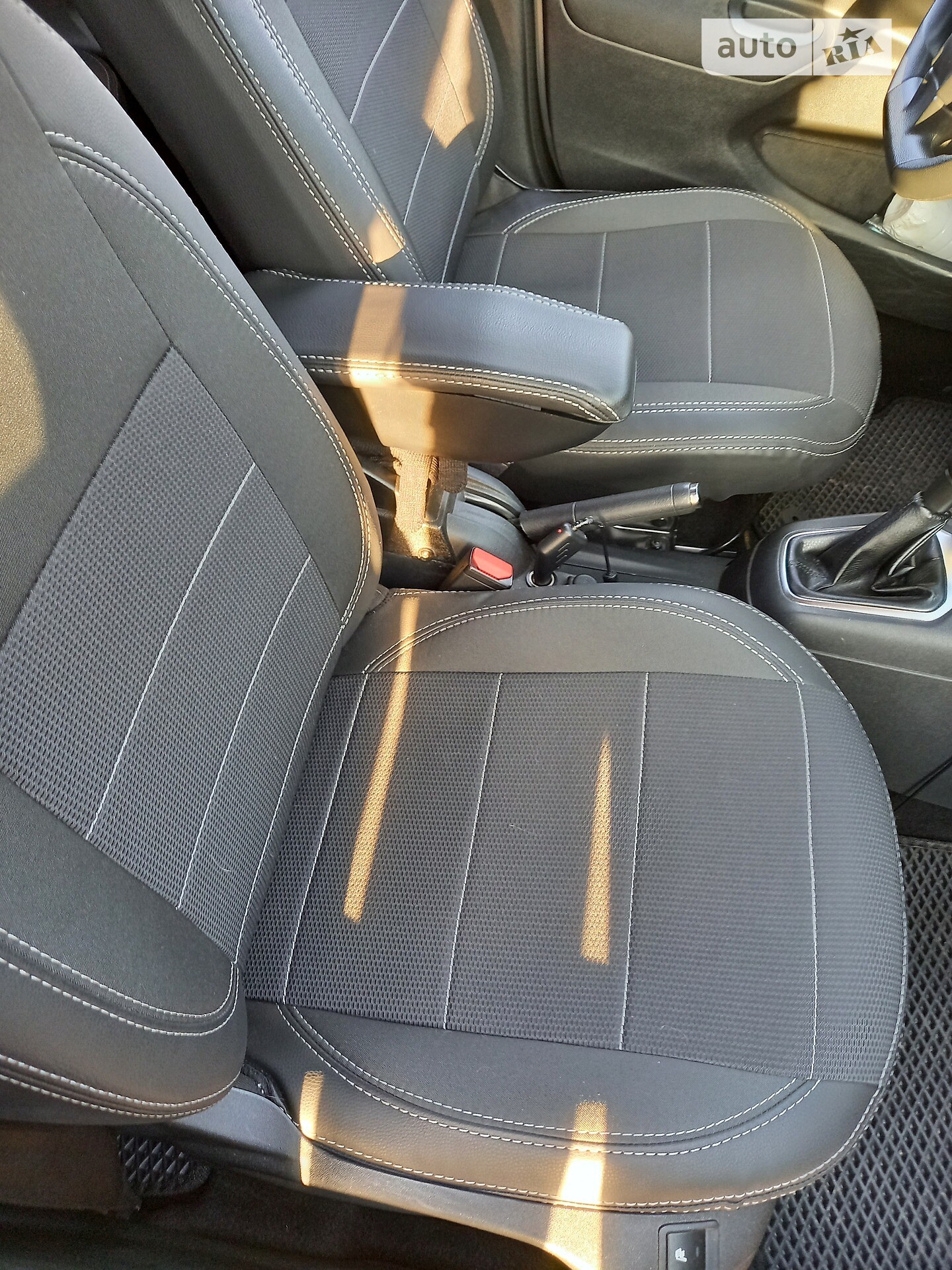 Peugeot 301 2013 VIN VF3DDHMY0DJ713042 фото оголошення 4 з 13