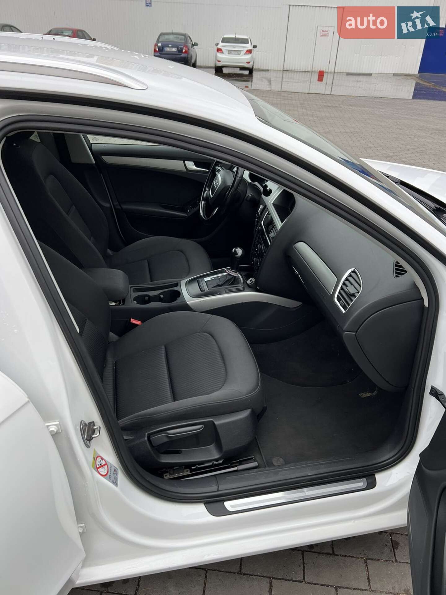 Audi A4 2011 VIN WAUZZZ8K9BA159276 фото оголошення 2 з 6