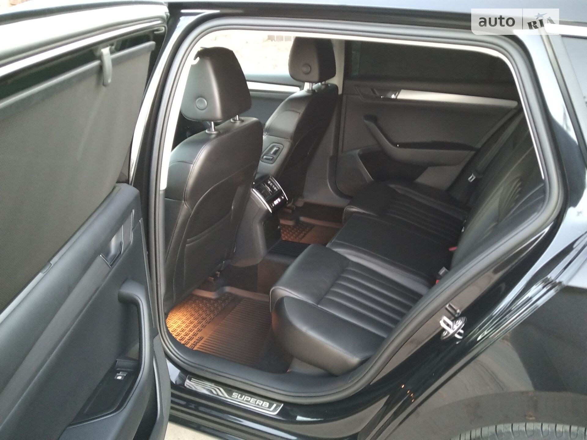 Skoda Superb 2018 VIN TMBJG9NP3J7580234 фото оголошення 3 з 152