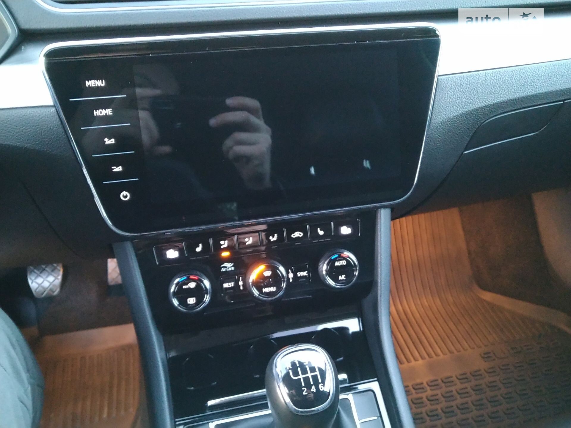 Skoda Superb 2018 VIN TMBJG9NP3J7580234 фото оголошення 4 з 152