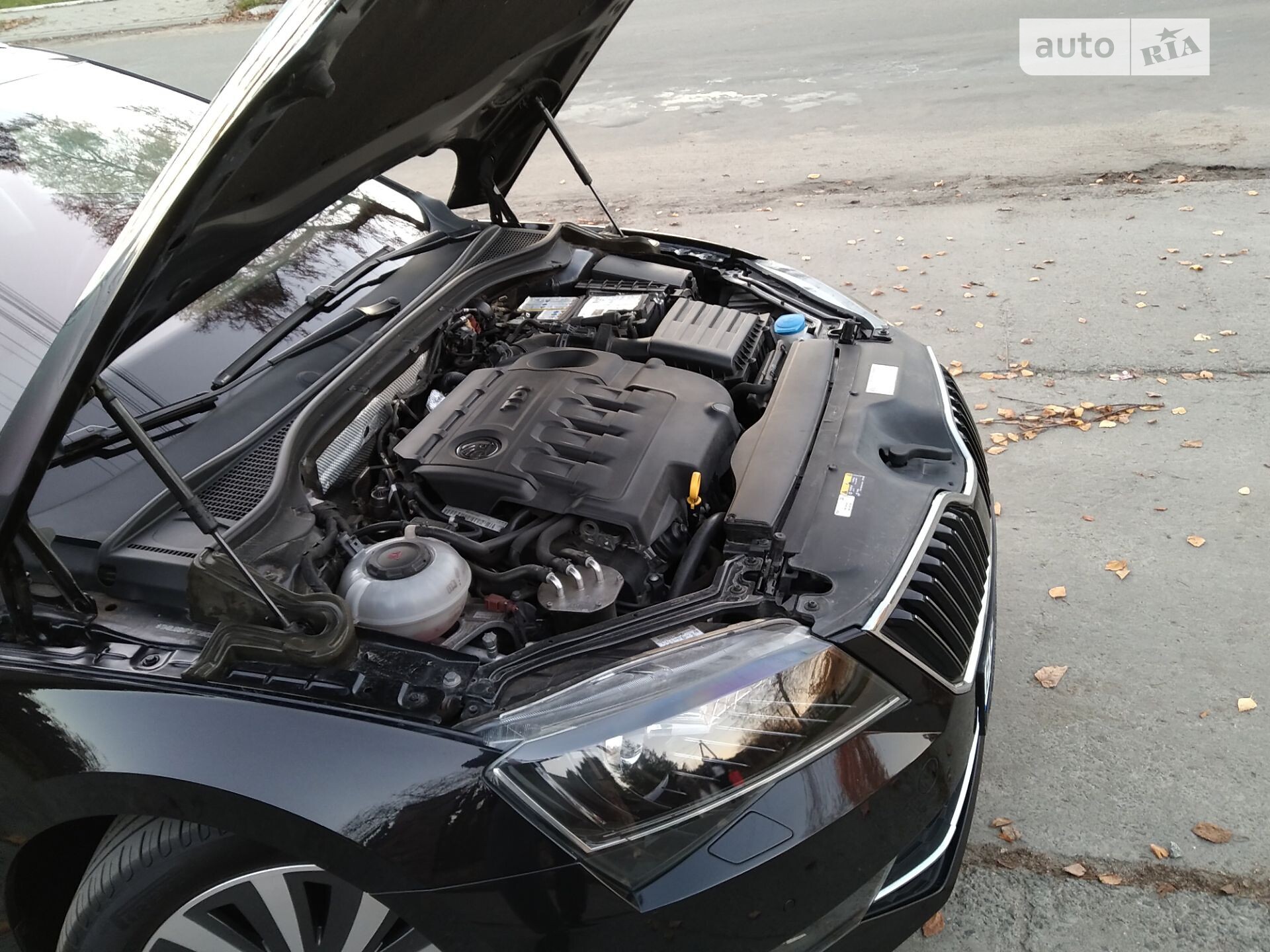 Skoda Superb 2018 VIN TMBJG9NP3J7580234 фото оголошення 19 з 152