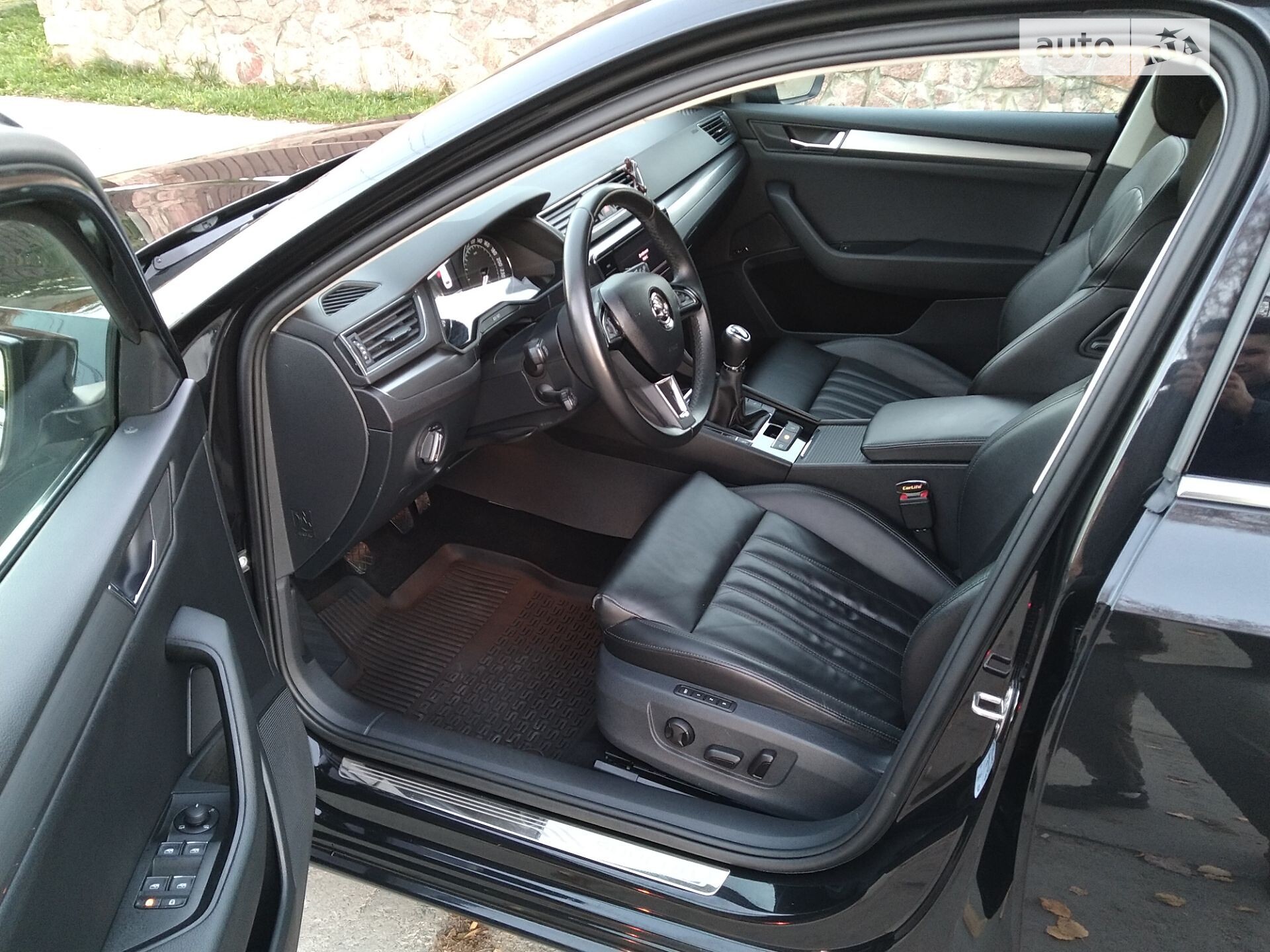 Skoda Superb 2018 VIN TMBJG9NP3J7580234 фото оголошення 34 з 152