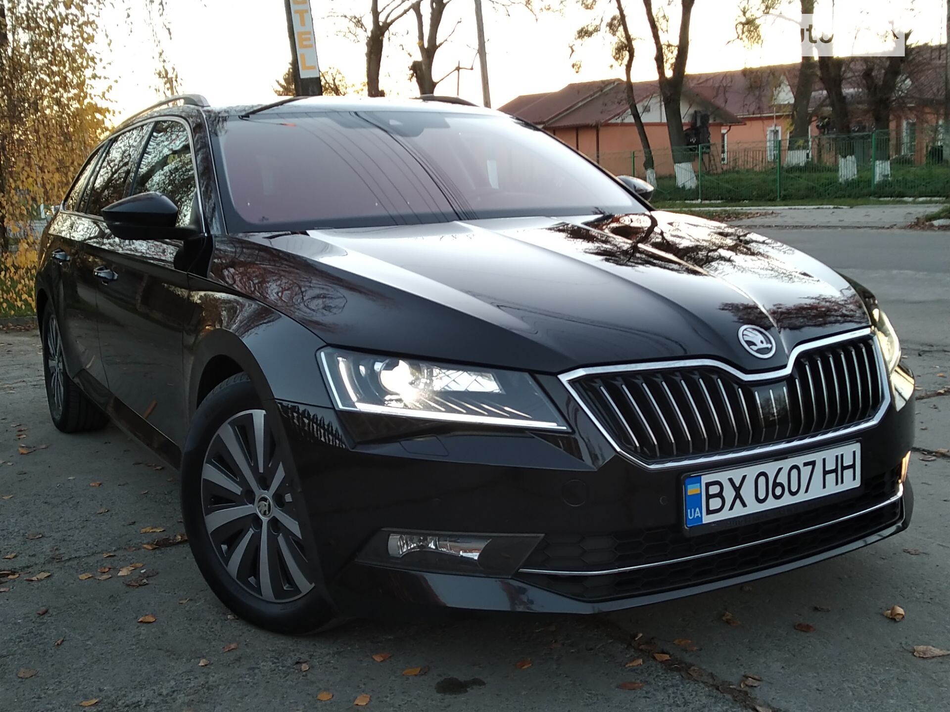 Skoda Superb 2018 VIN TMBJG9NP3J7580234 фото оголошення 40 з 152