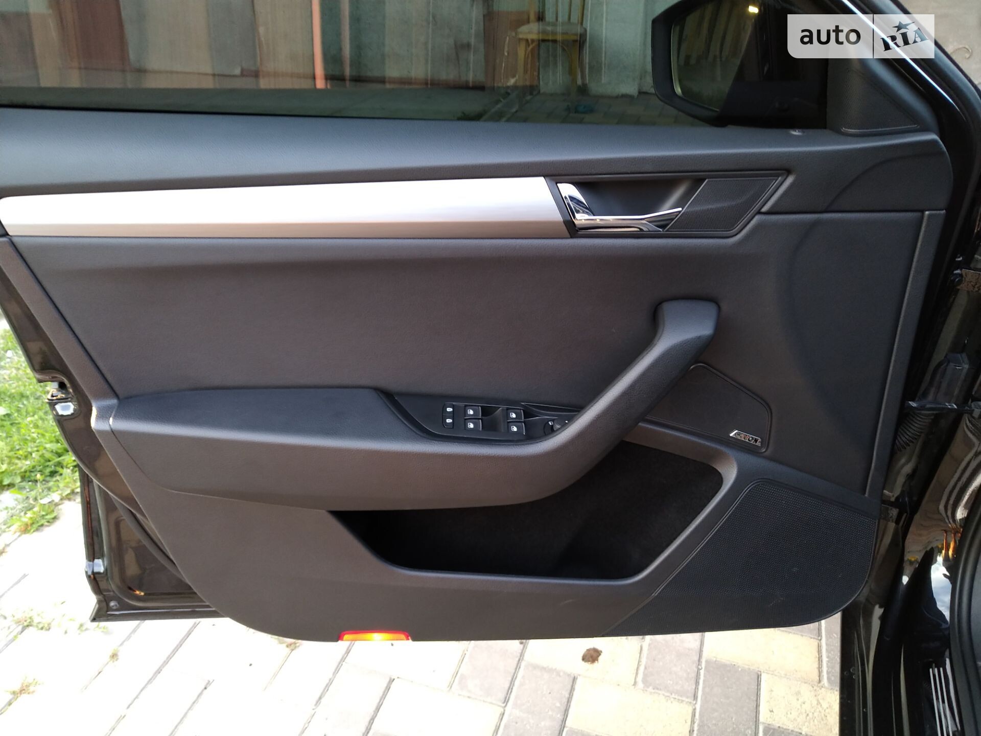 Skoda Superb 2018 VIN TMBJG9NP3J7580234 фото оголошення 110 з 152