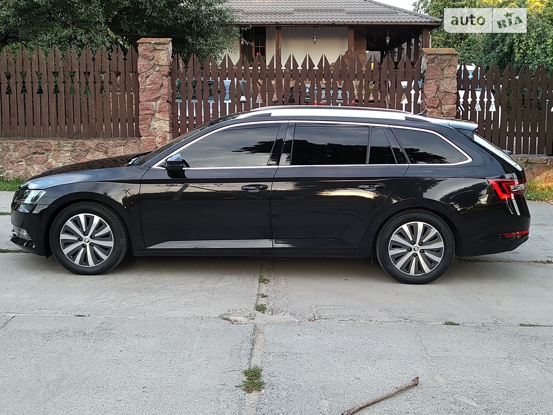 Skoda Superb 2018 VIN TMBJG9NP3J7580234 фото оголошення 111 з 152