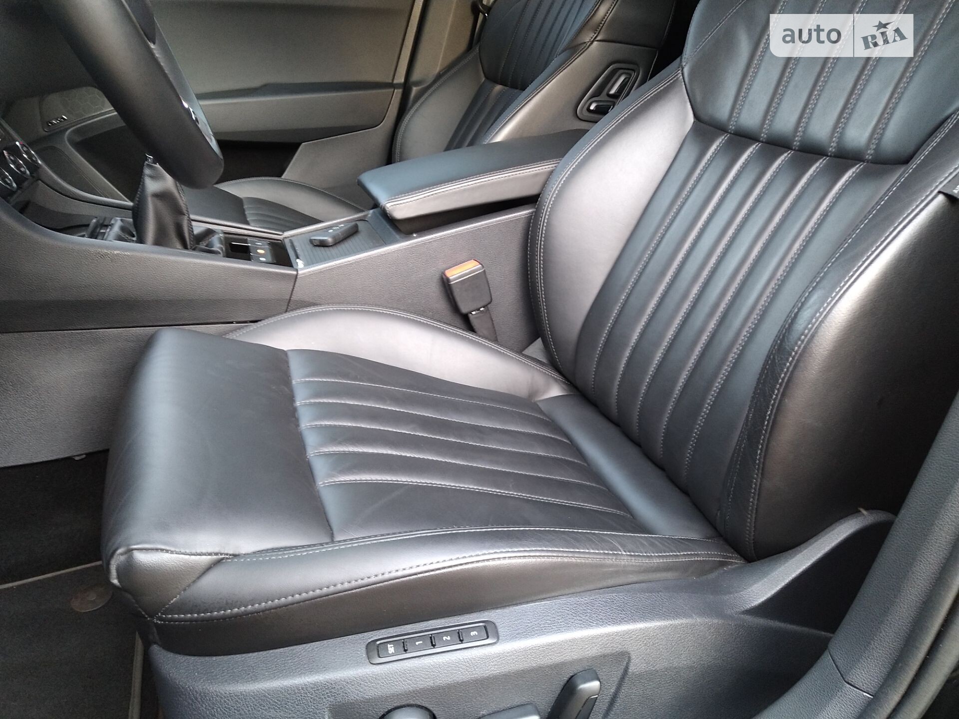 Skoda Superb 2018 VIN TMBJG9NP3J7580234 фото оголошення 123 з 152