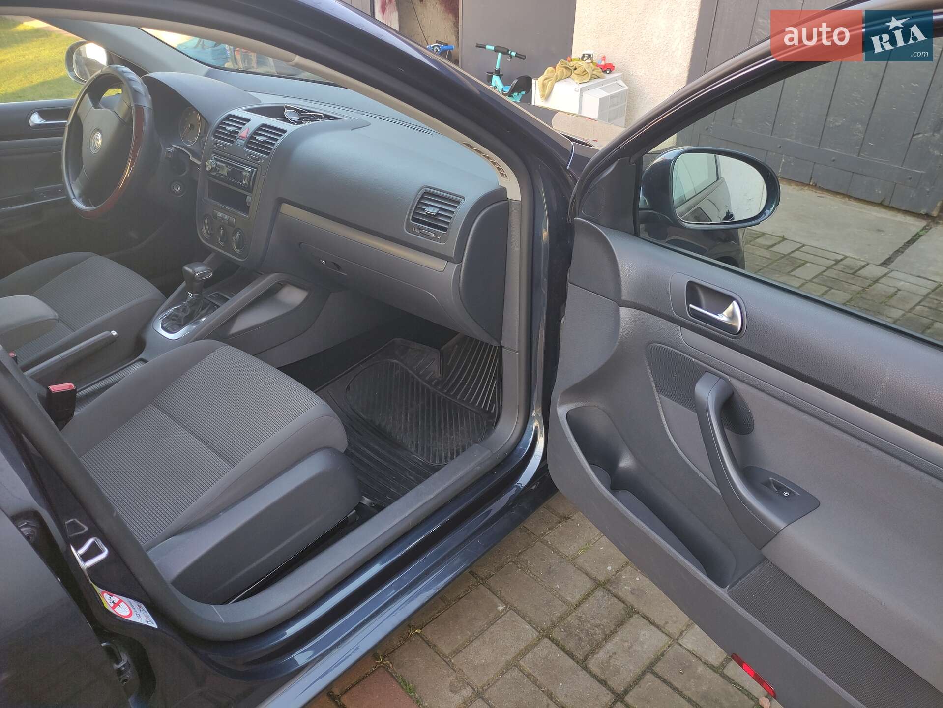 Volkswagen Golf 2009 VIN WVWZZZ1KZ9M313304 фото оголошення 11 з 16