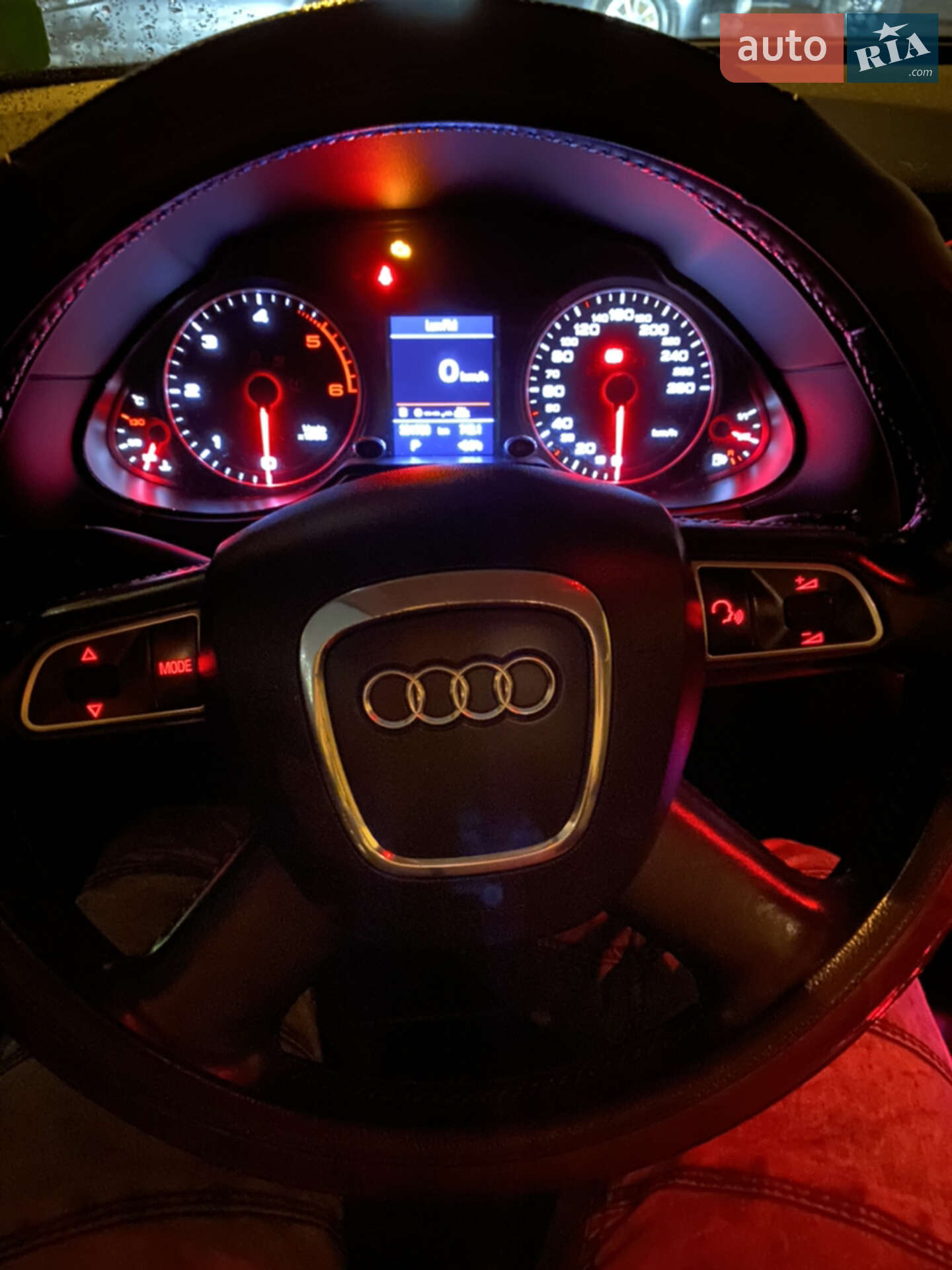 Audi Q5 2009 VIN WAUZZZ8R9AA052725 фото оголошення 12 з 17