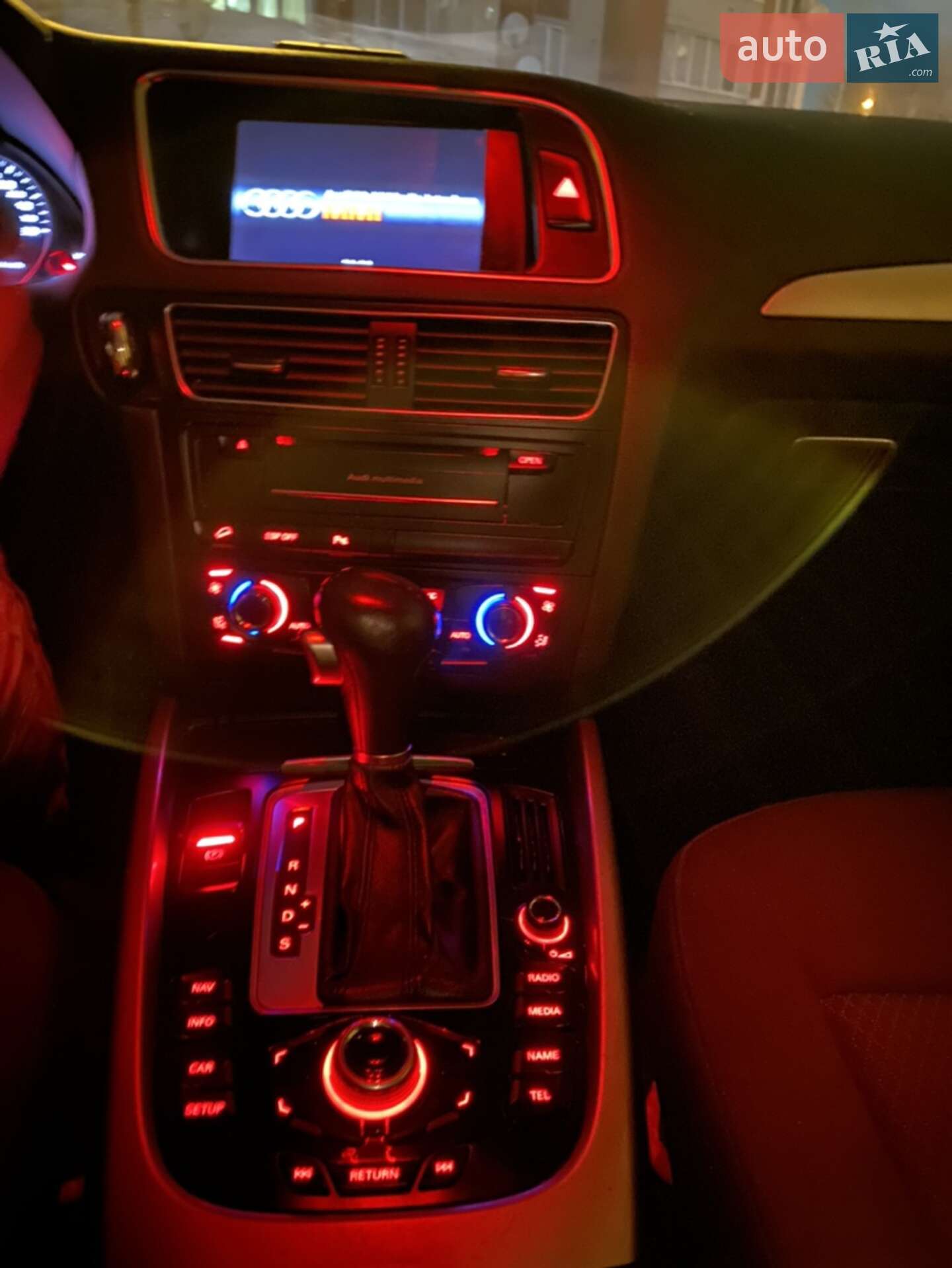 Audi Q5 2009 VIN WAUZZZ8R9AA052725 фото оголошення 14 з 17
