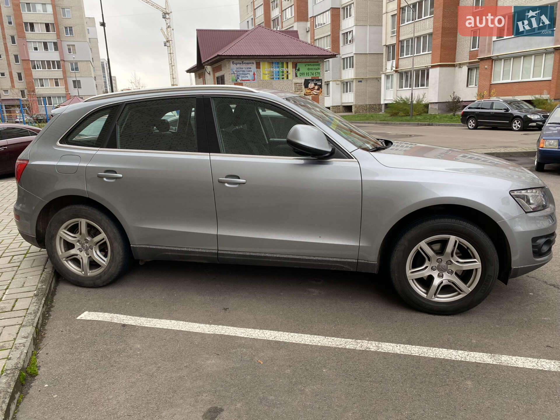 Audi Q5 2009 VIN WAUZZZ8R9AA052725 фото оголошення 6 з 9