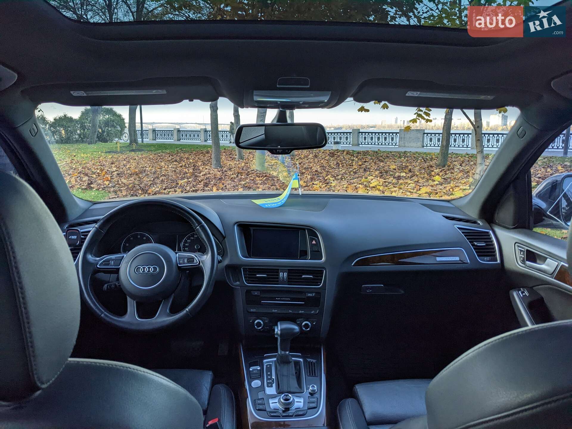 Audi Q5 2015 VIN WA1DGAFP1FA116683 фото оголошення 11 з 16