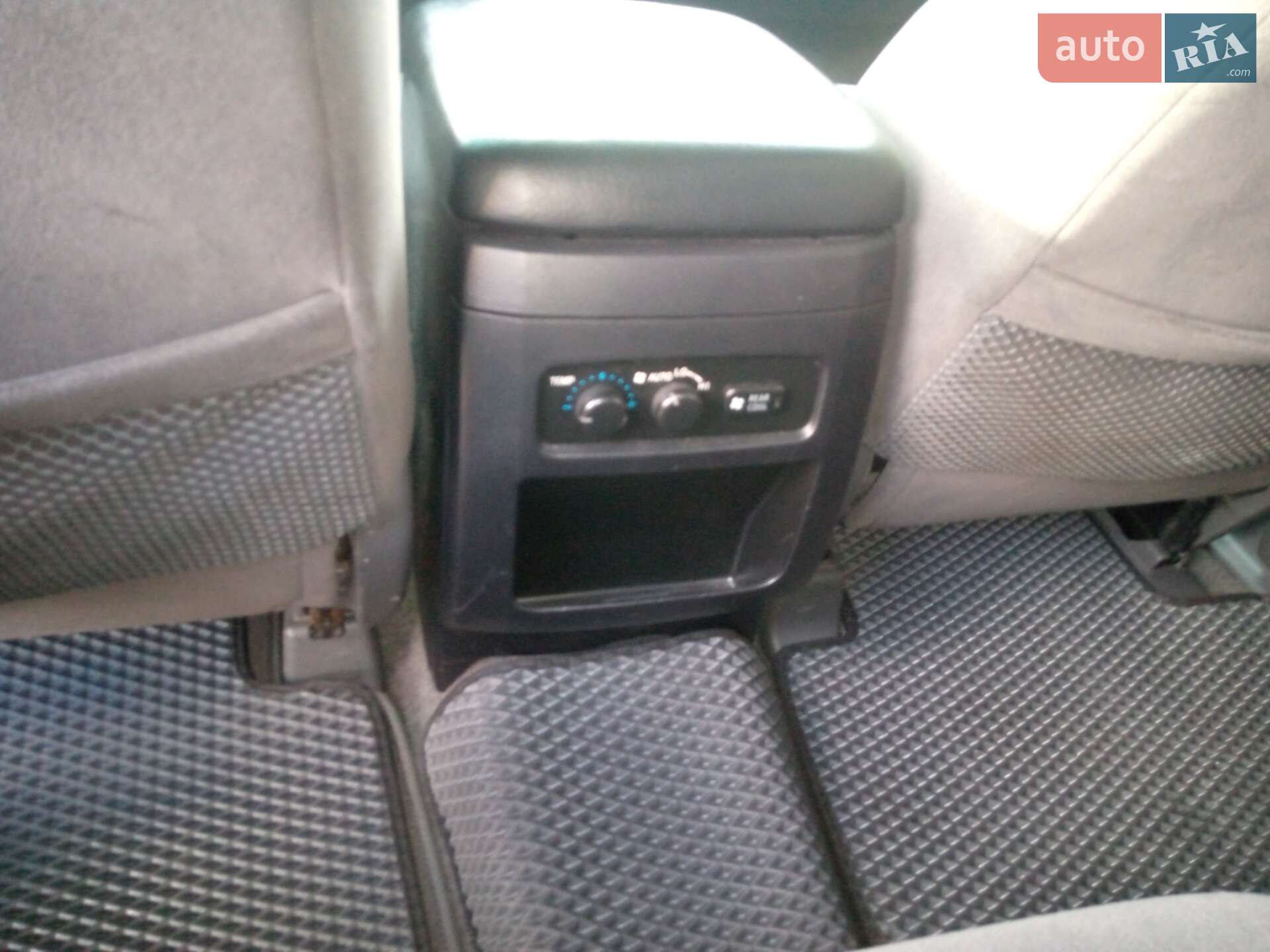Toyota Land Cruiser Prado 2008 VIN TBBBL29J514810518 фото оголошення 2 з 9