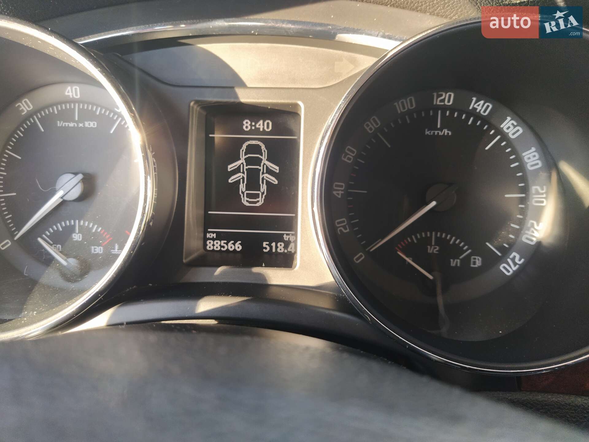 Skoda Superb 2010 VIN Y6UAB43T4AB300075 фото оголошення 4 з 23