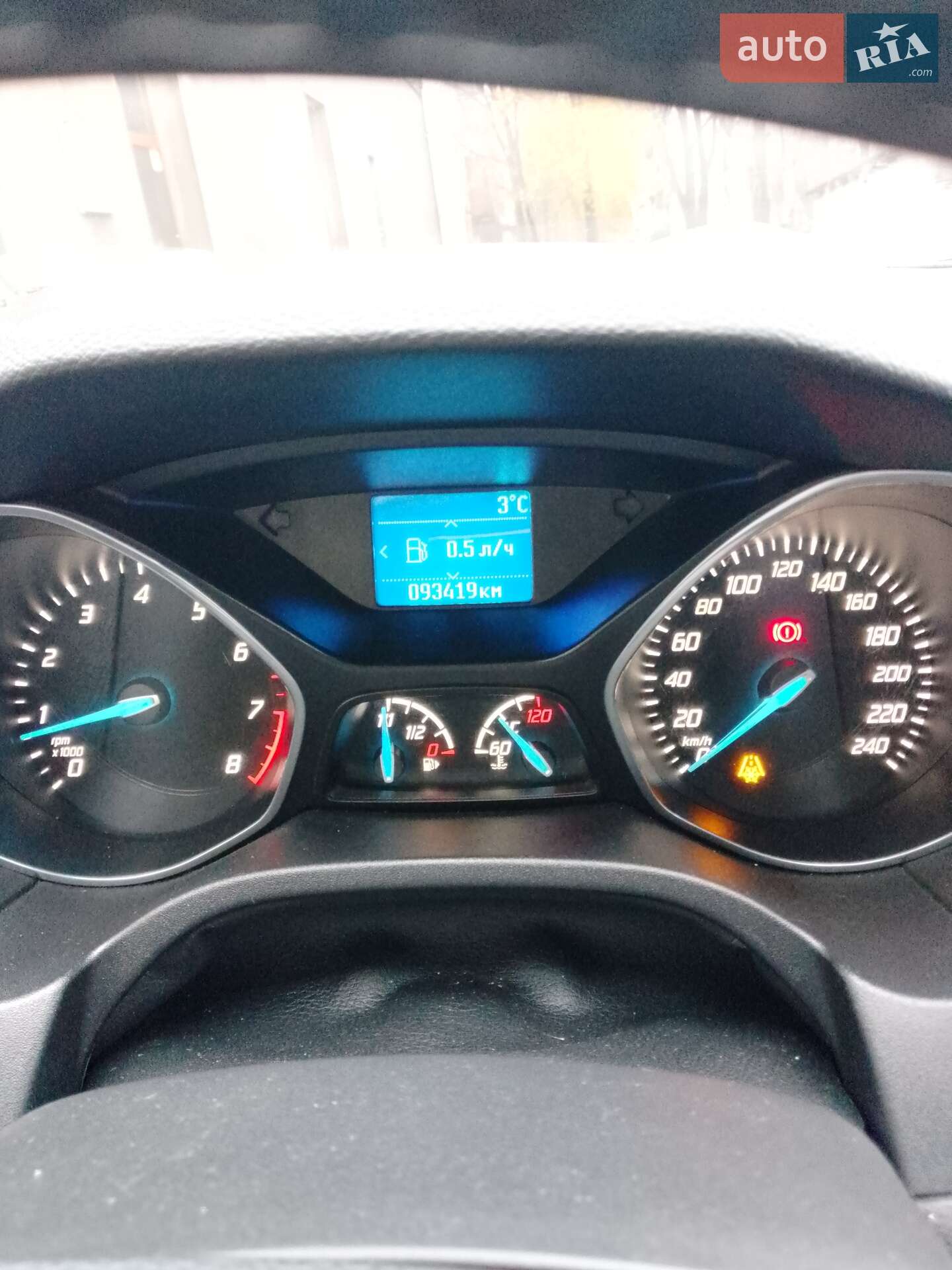Ford Focus 2013 VIN WF0KXXGCBKDP32400 фото оголошення 32 з 47