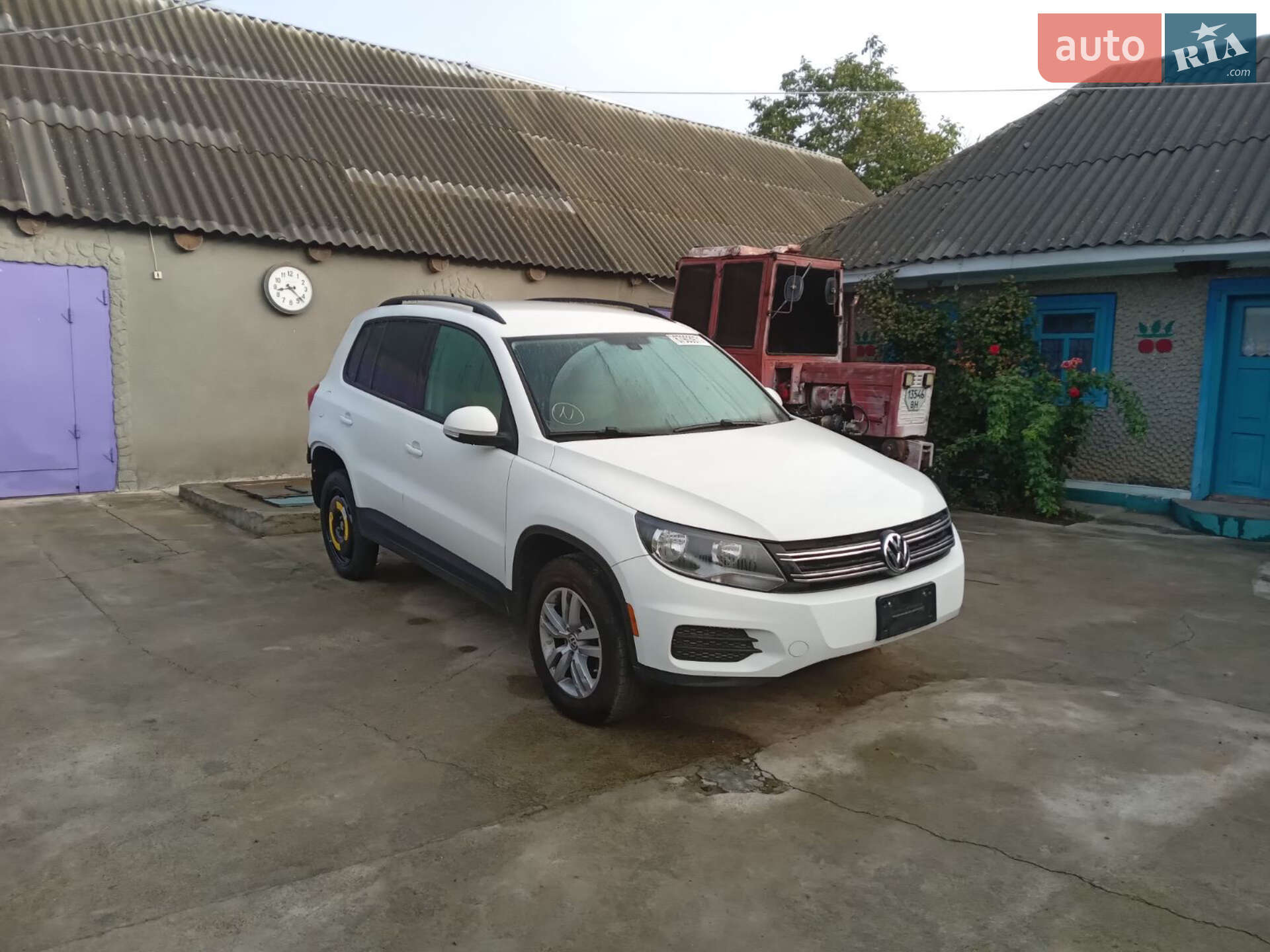 Volkswagen Tiguan 2016 VIN WVGAV7AX9GW602005 фото оголошення 4 з 6