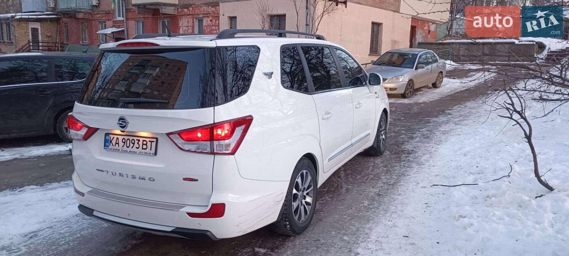 SsangYong Korando Turismo 2016 VIN KPBKJ2AE1GP114096 фото оголошення 8 з 25
