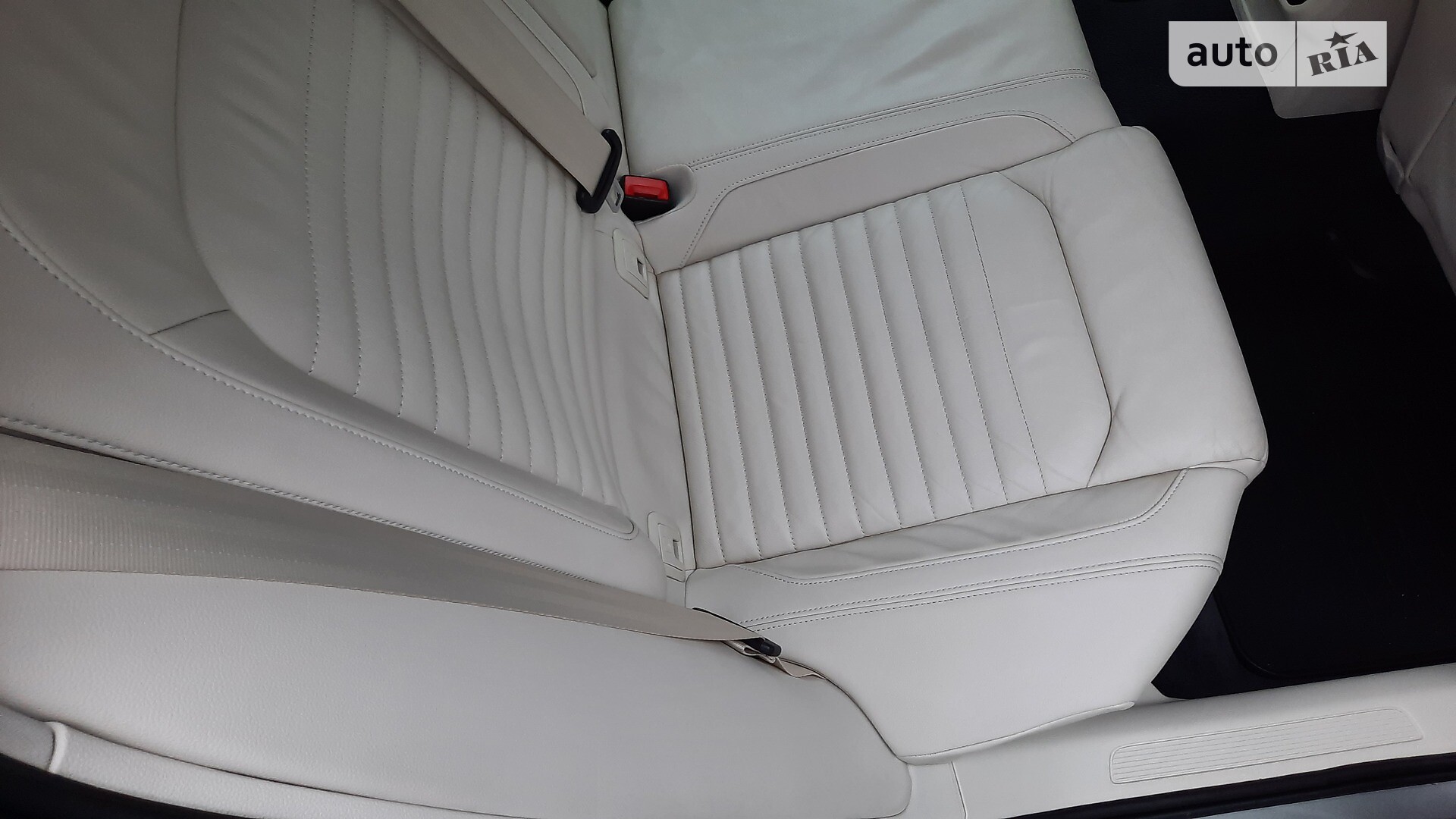 Volkswagen Passat 2015 VIN WVWZZZ3CZGE063115 фото оголошення 30 з 48