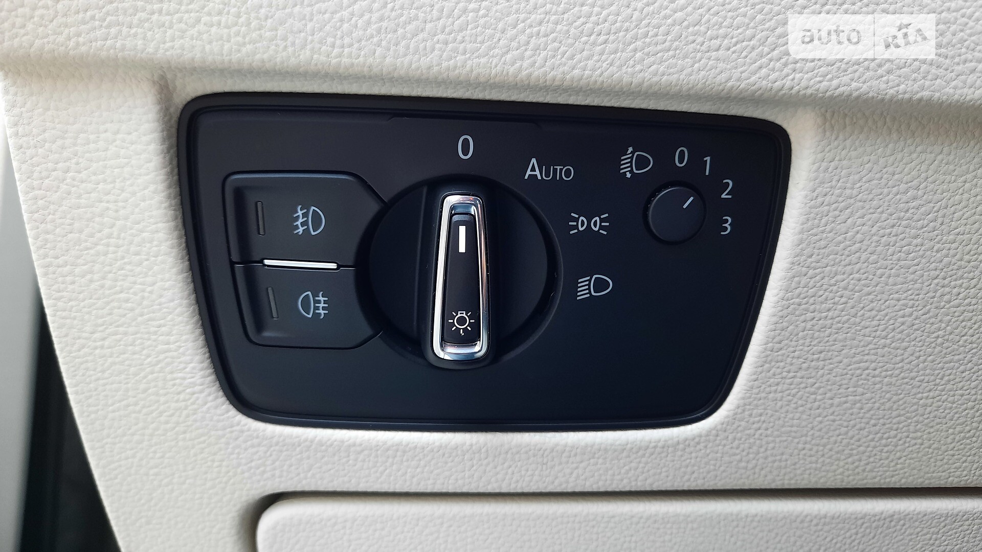Volkswagen Passat 2015 VIN WVWZZZ3CZGE063115 фото оголошення 37 з 48