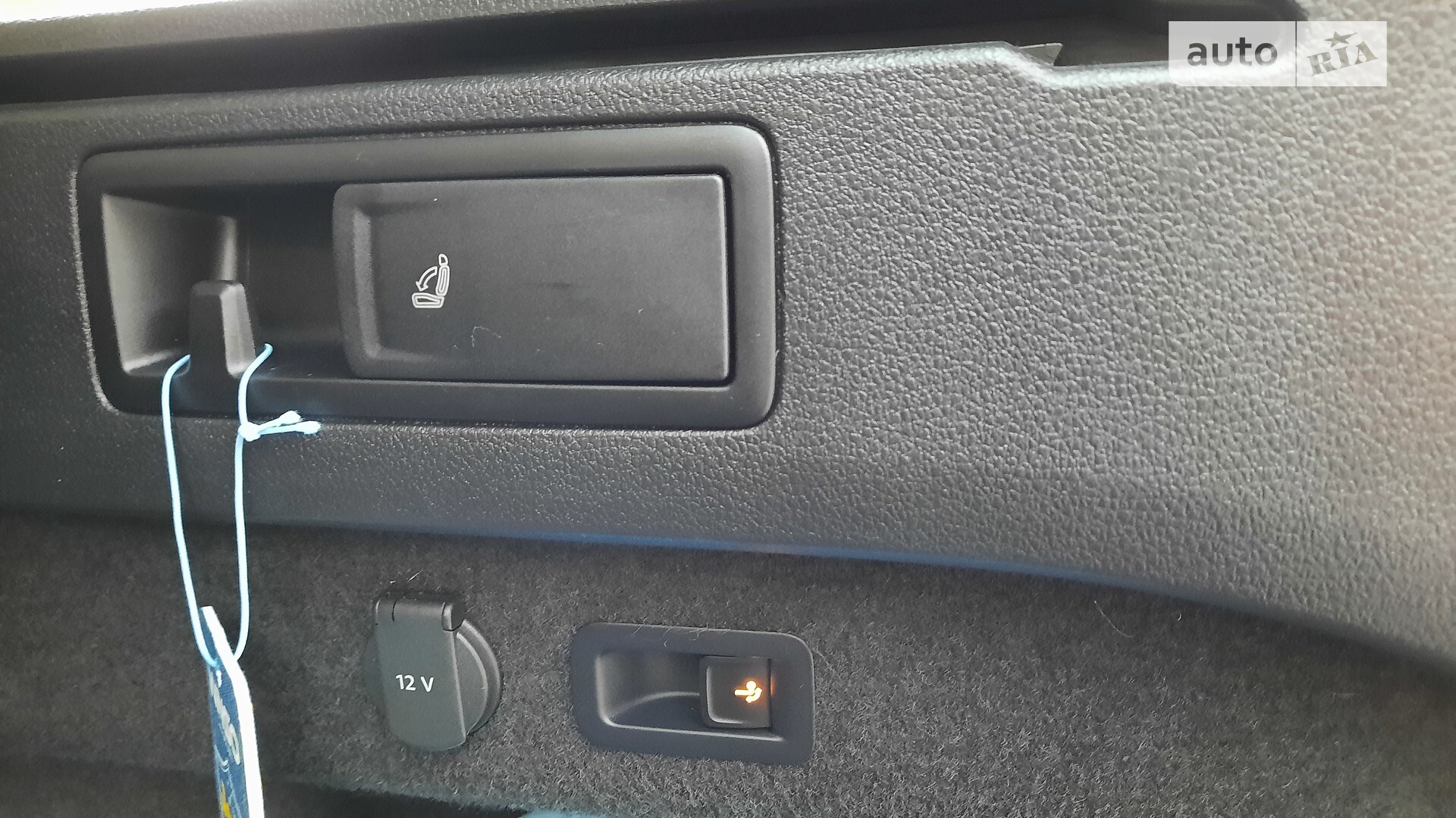 Volkswagen Passat 2015 VIN WVWZZZ3CZGE063115 фото оголошення 45 з 48