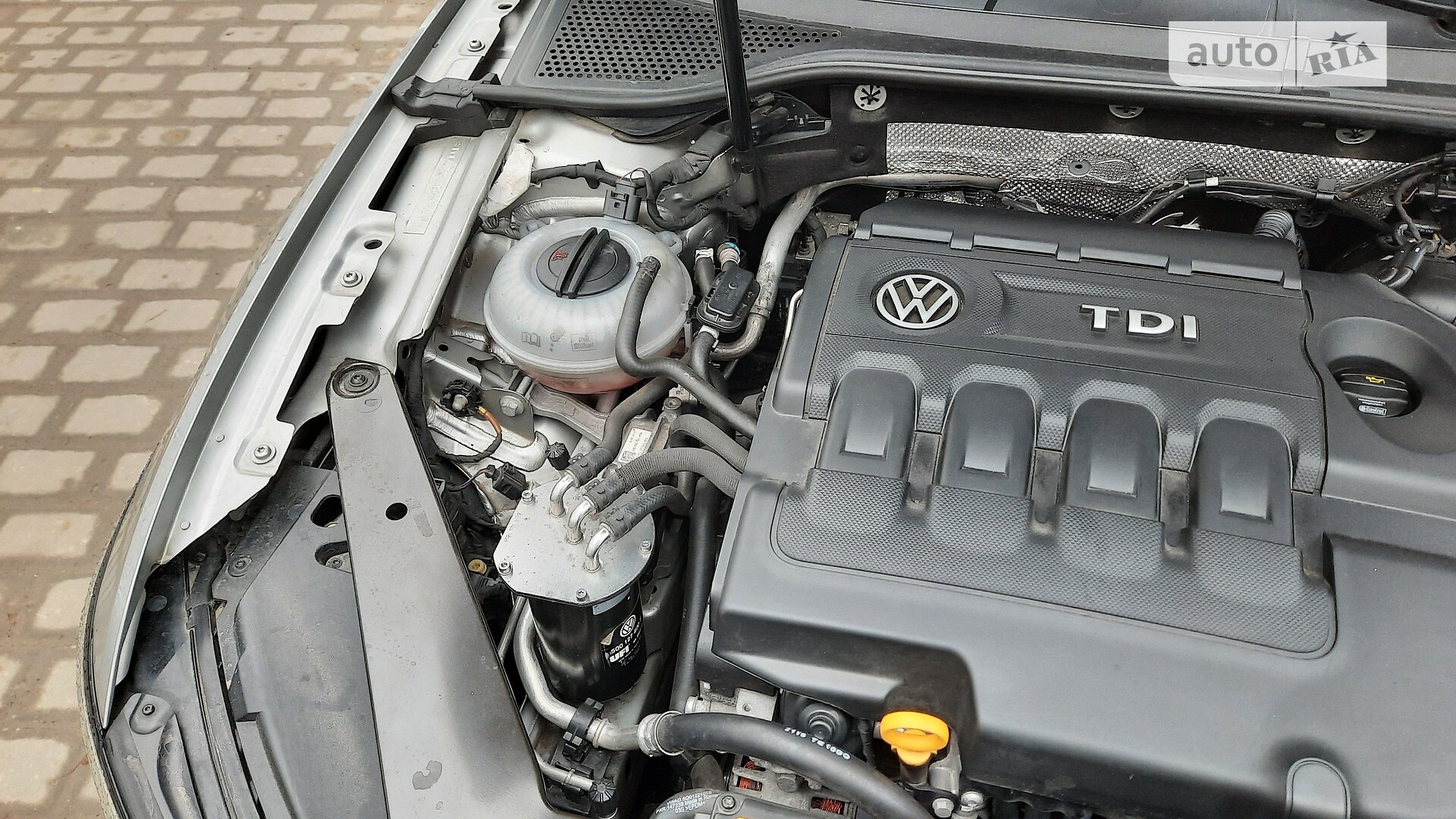 Volkswagen Passat 2015 VIN WVWZZZ3CZGE063115 фото оголошення 46 з 48
