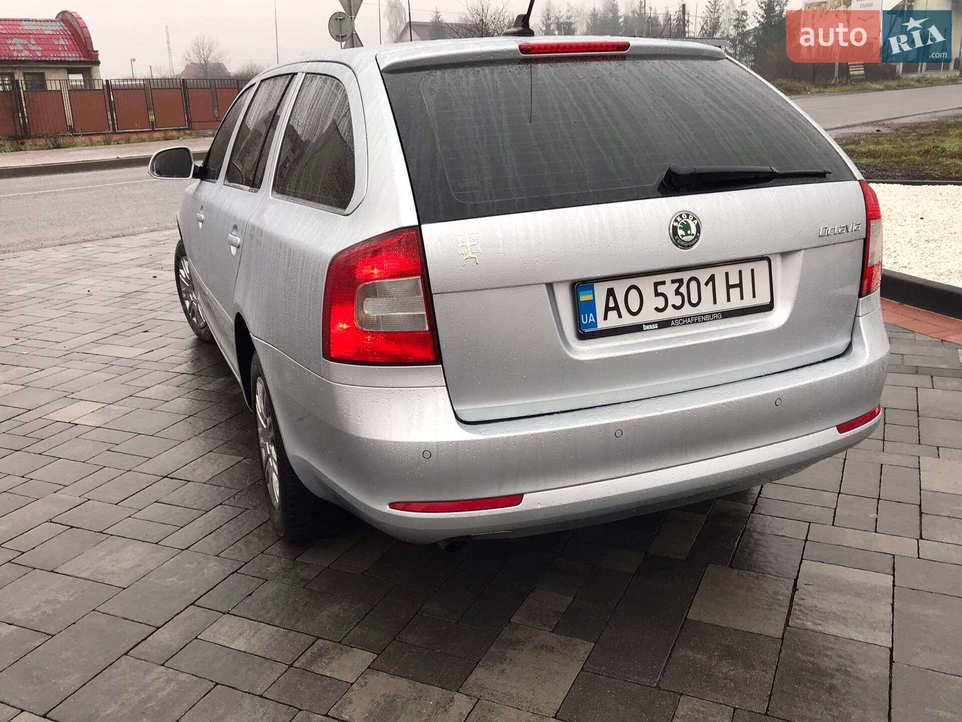 Skoda Octavia 2010 VIN TMBHT61Z1B2027063 фото оголошення 10 з 18