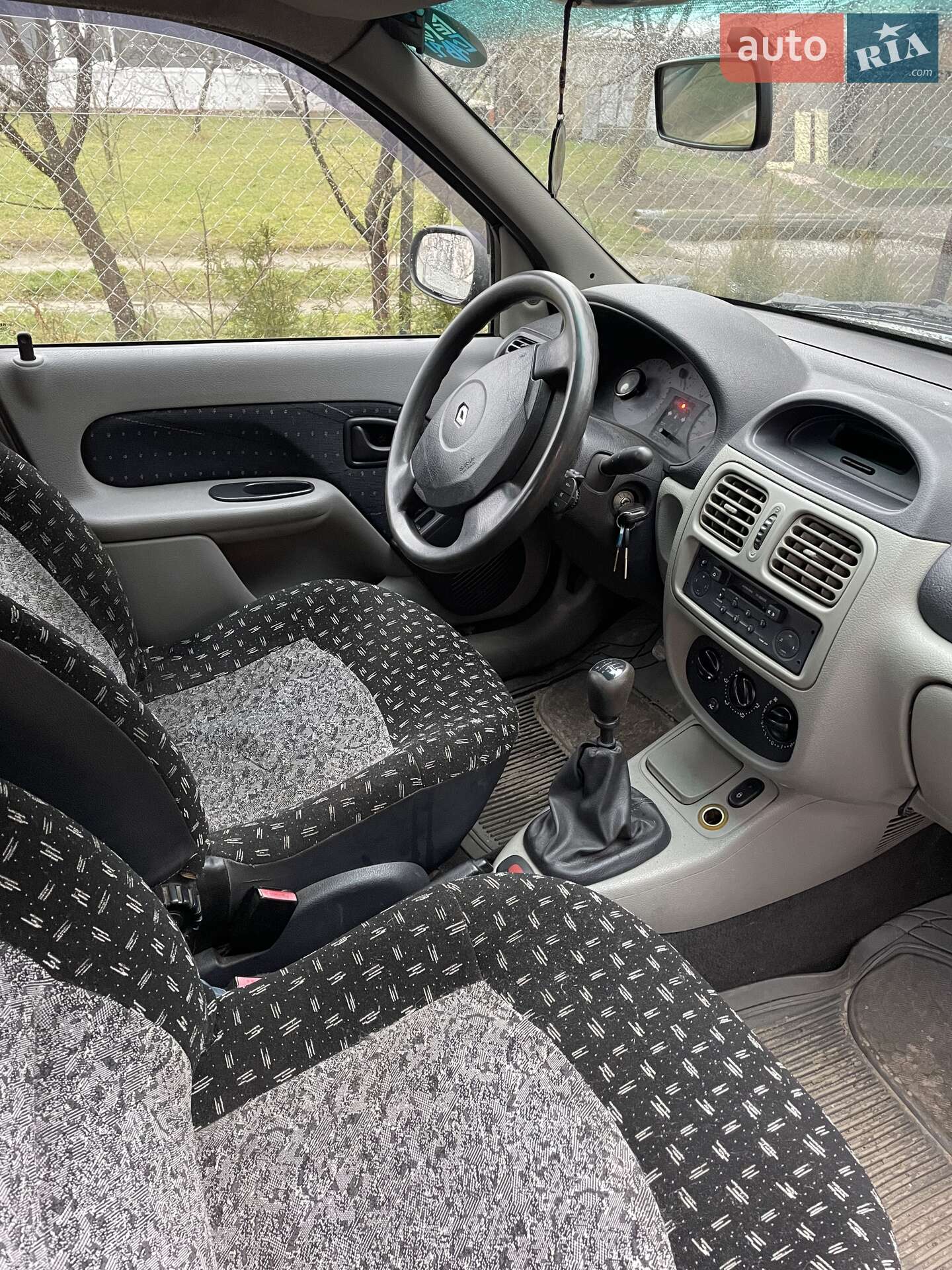 Renault Clio Symbol 2003 VIN VF1LB03C528348709 фото оголошення 17 з 29