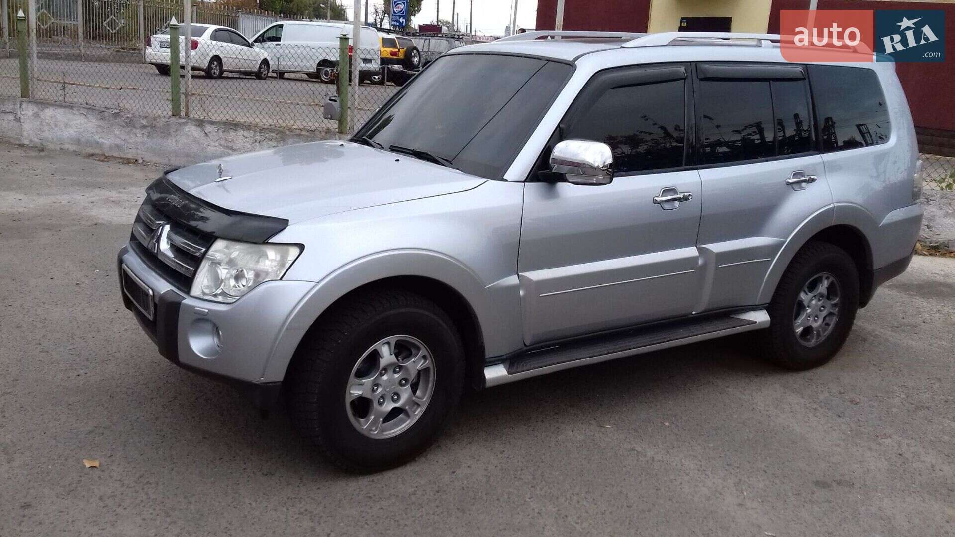 Mitsubishi Pajero 2007 VIN JMYLRV93W7J715107 фото оголошення 3 з 5