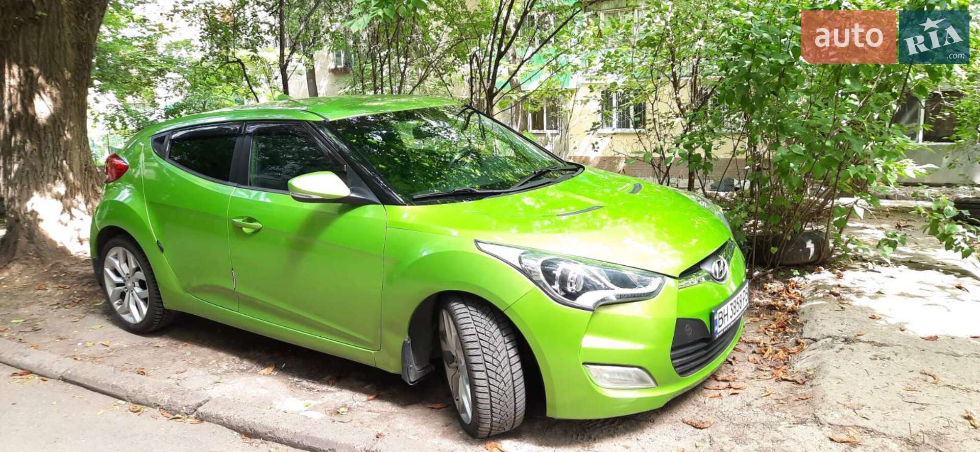 Hyundai Veloster 2011 VIN KMHTC61CBCU027100 фото оголошення 2 з 9
