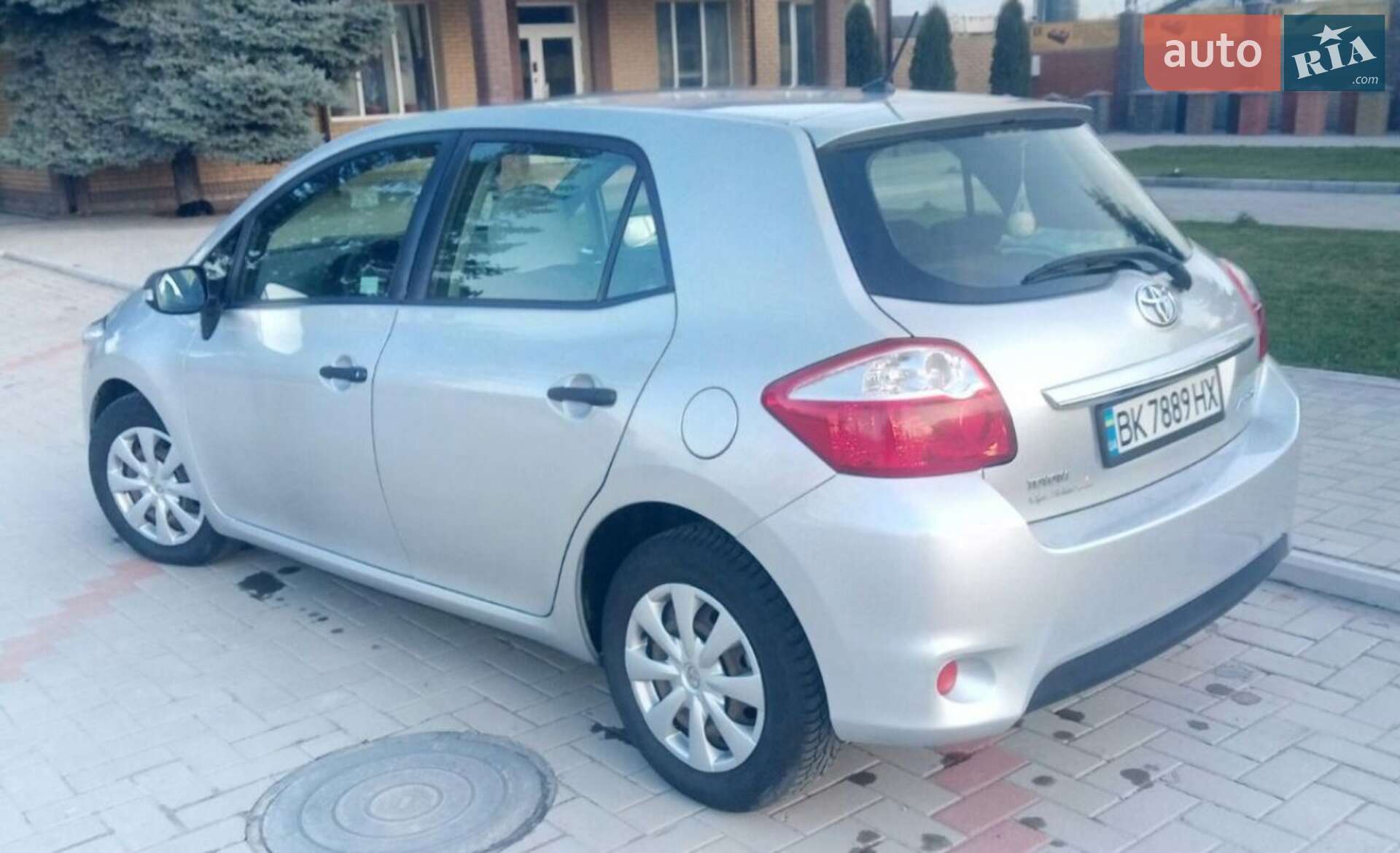 Toyota Auris 2011 VIN NMTKN58E40R052556 фото оголошення 3 з 10