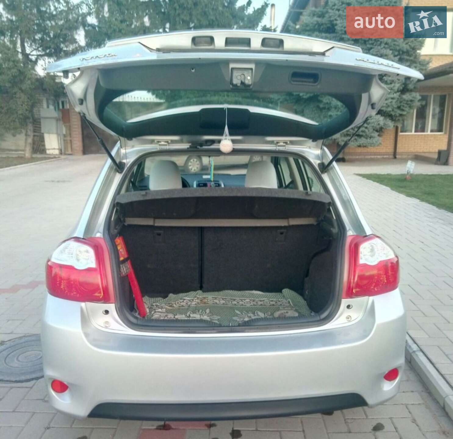 Toyota Auris 2011 VIN NMTKN58E40R052556 фото оголошення 6 з 10