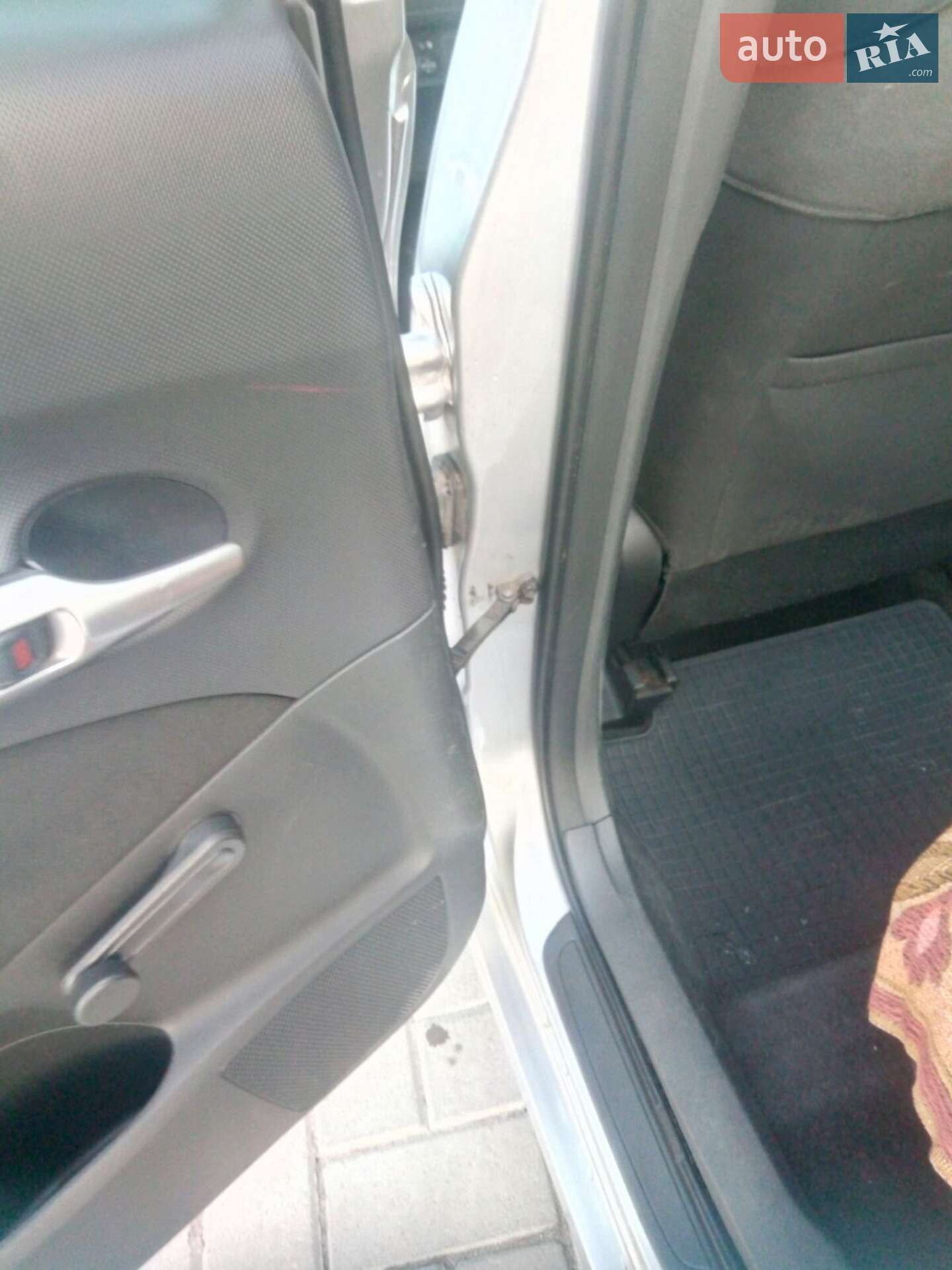 Toyota Auris 2011 VIN NMTKN58E40R052556 фото оголошення 9 з 10