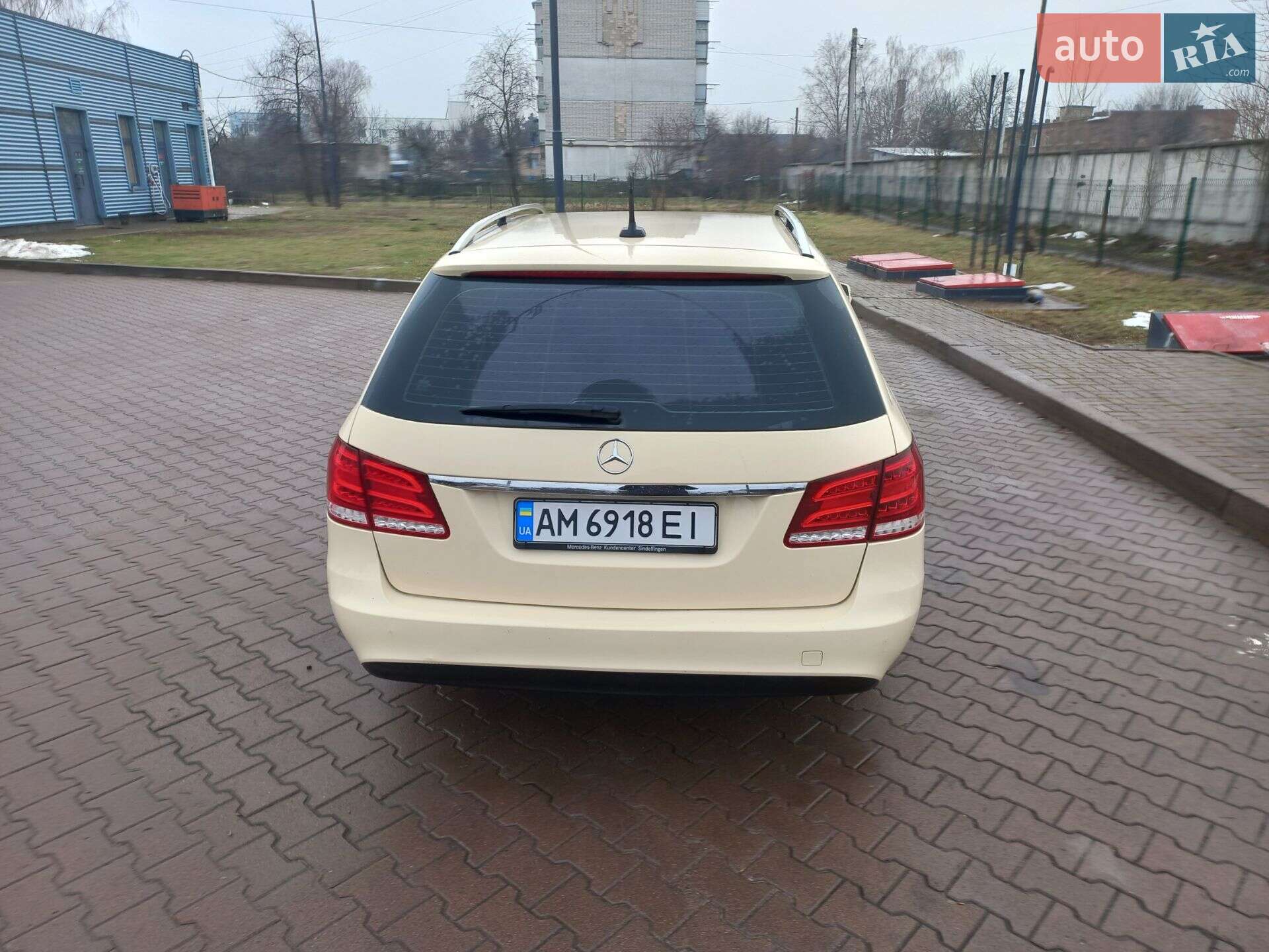 Mercedes-Benz E-Class 2013 VIN WDD2122051A828423 фото оголошення 5 з 14