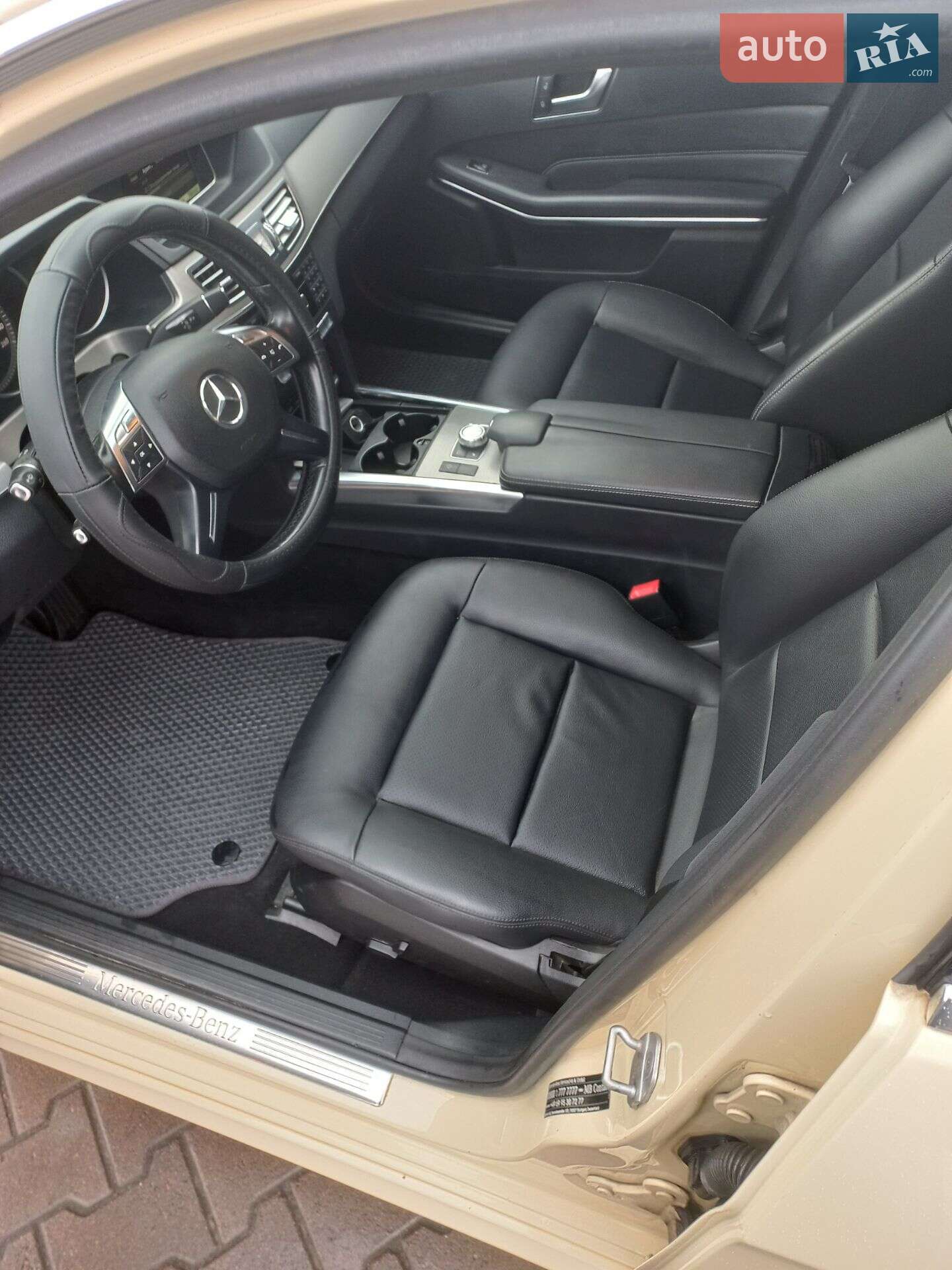 Mercedes-Benz E-Class 2013 VIN WDD2122051A828423 фото оголошення 12 з 14