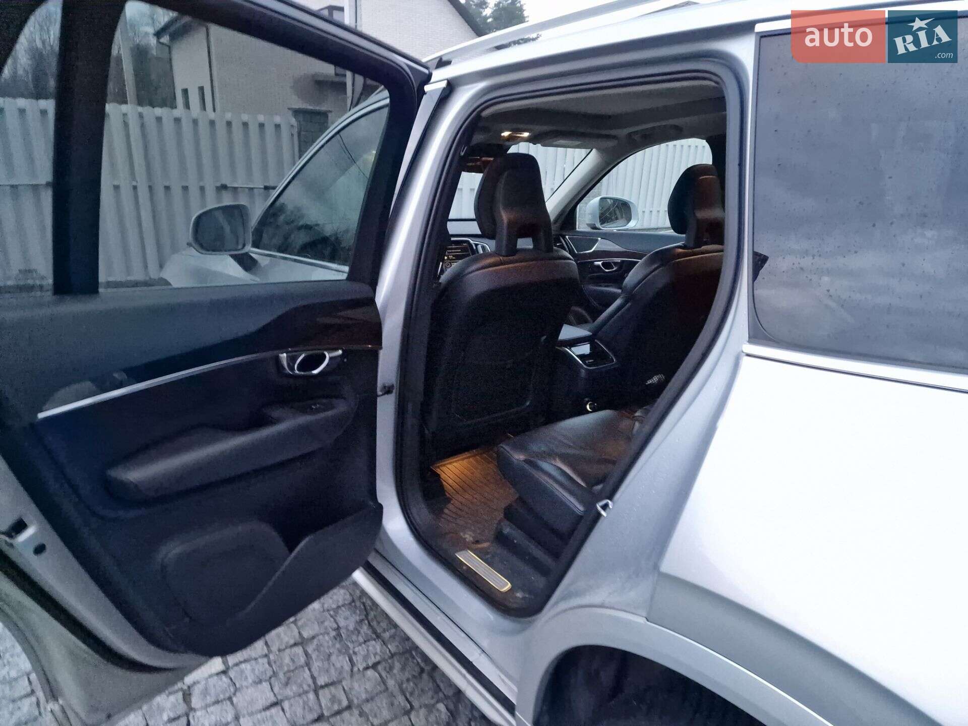 Volvo XC90 2015 VIN YV4A22PK0G1052327 фото оголошення 8 з 22