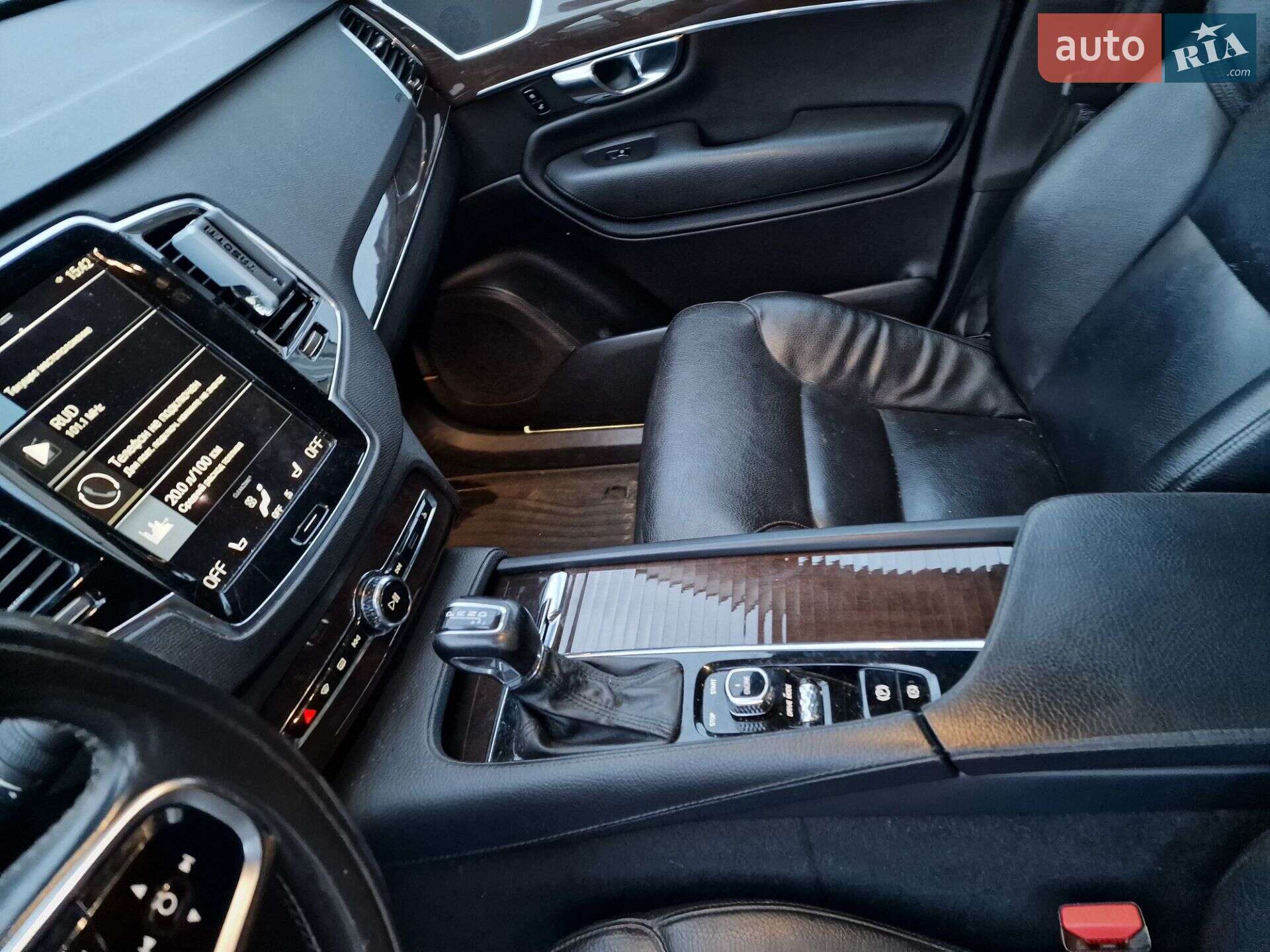 Volvo XC90 2015 VIN YV4A22PK0G1052327 фото оголошення 12 з 22