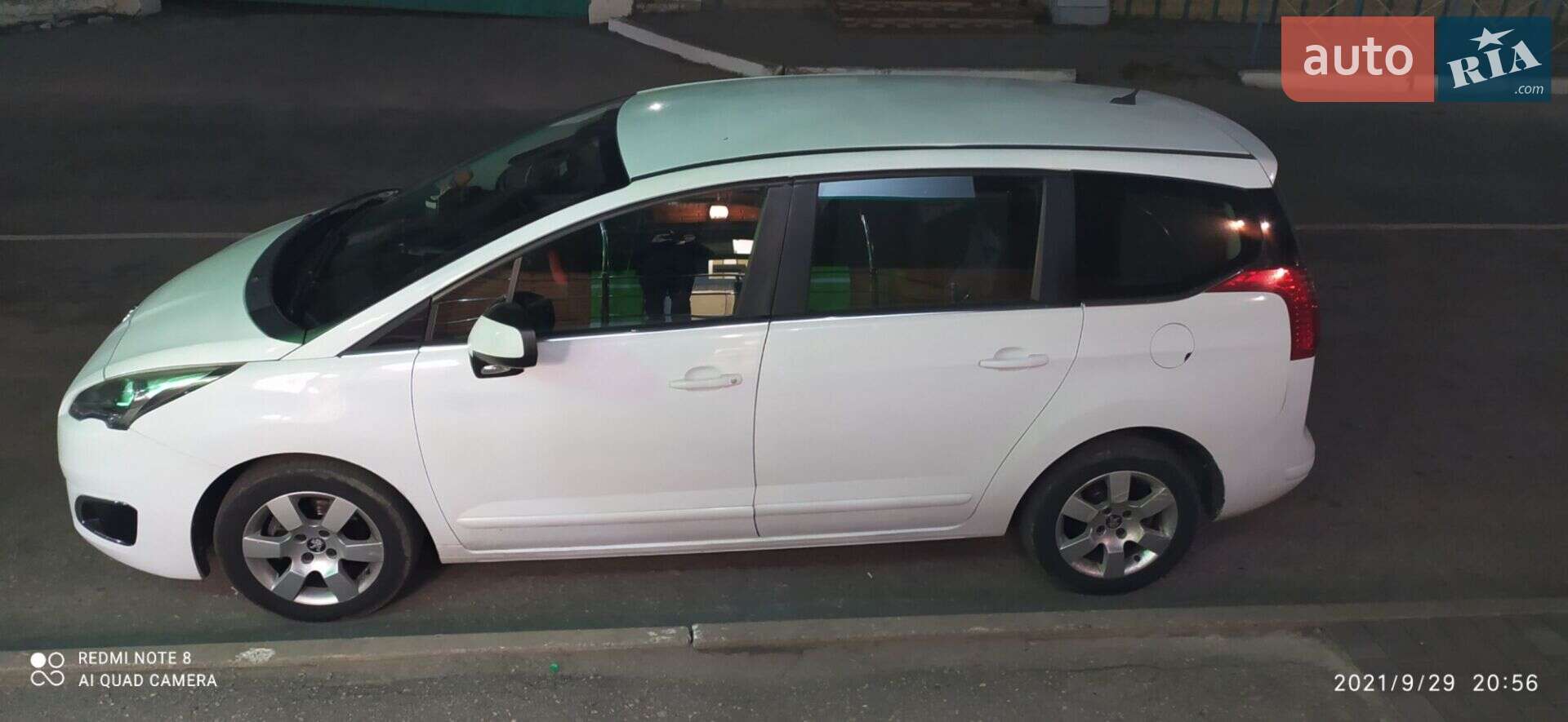 Peugeot 5008 2014 VIN VF30E9HD8ES046013 фото оголошення 2 з 24