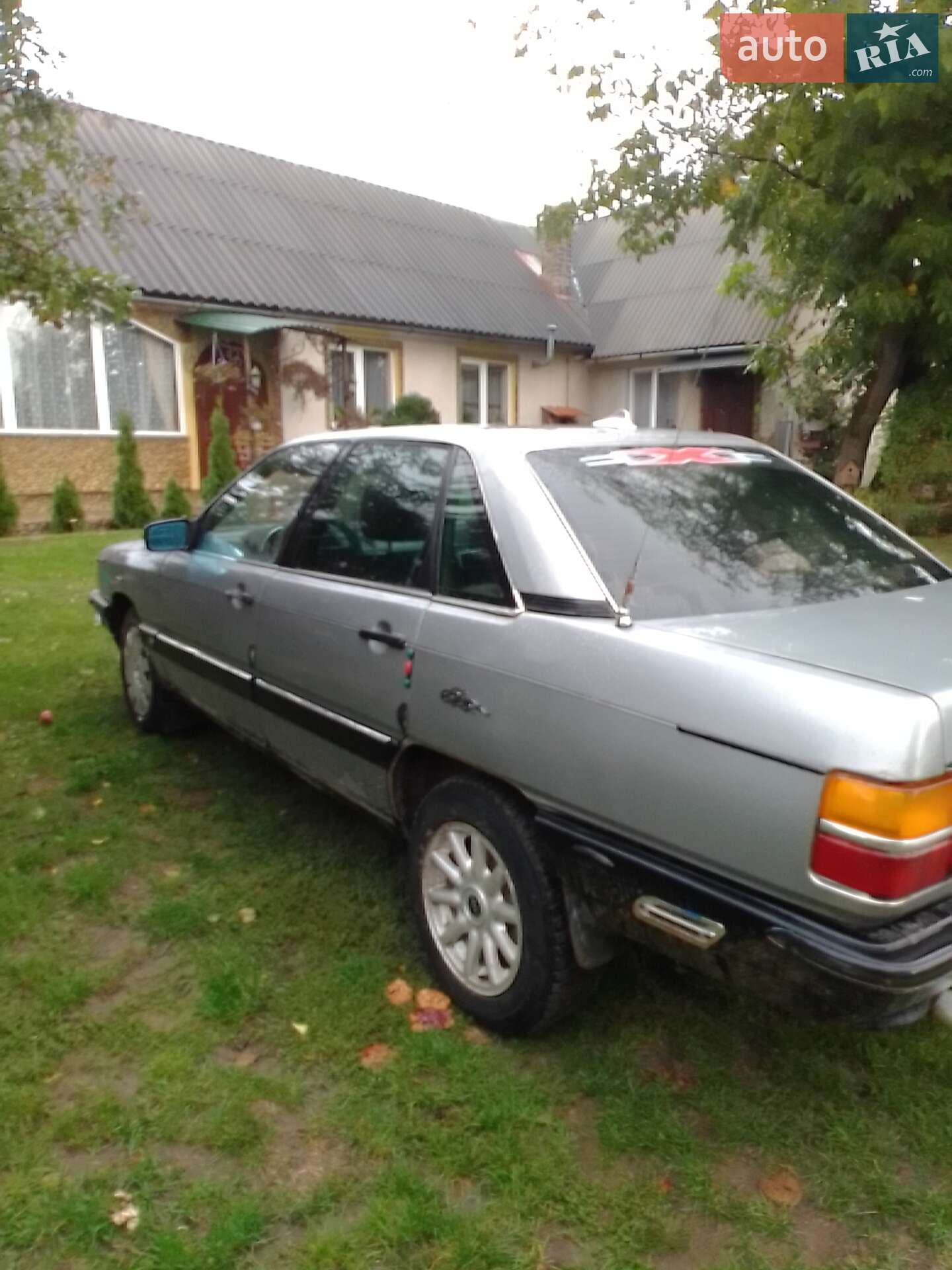 Audi 100 1986 VIN WAUZZZ44ZGA140847 фото оголошення 8 з 10