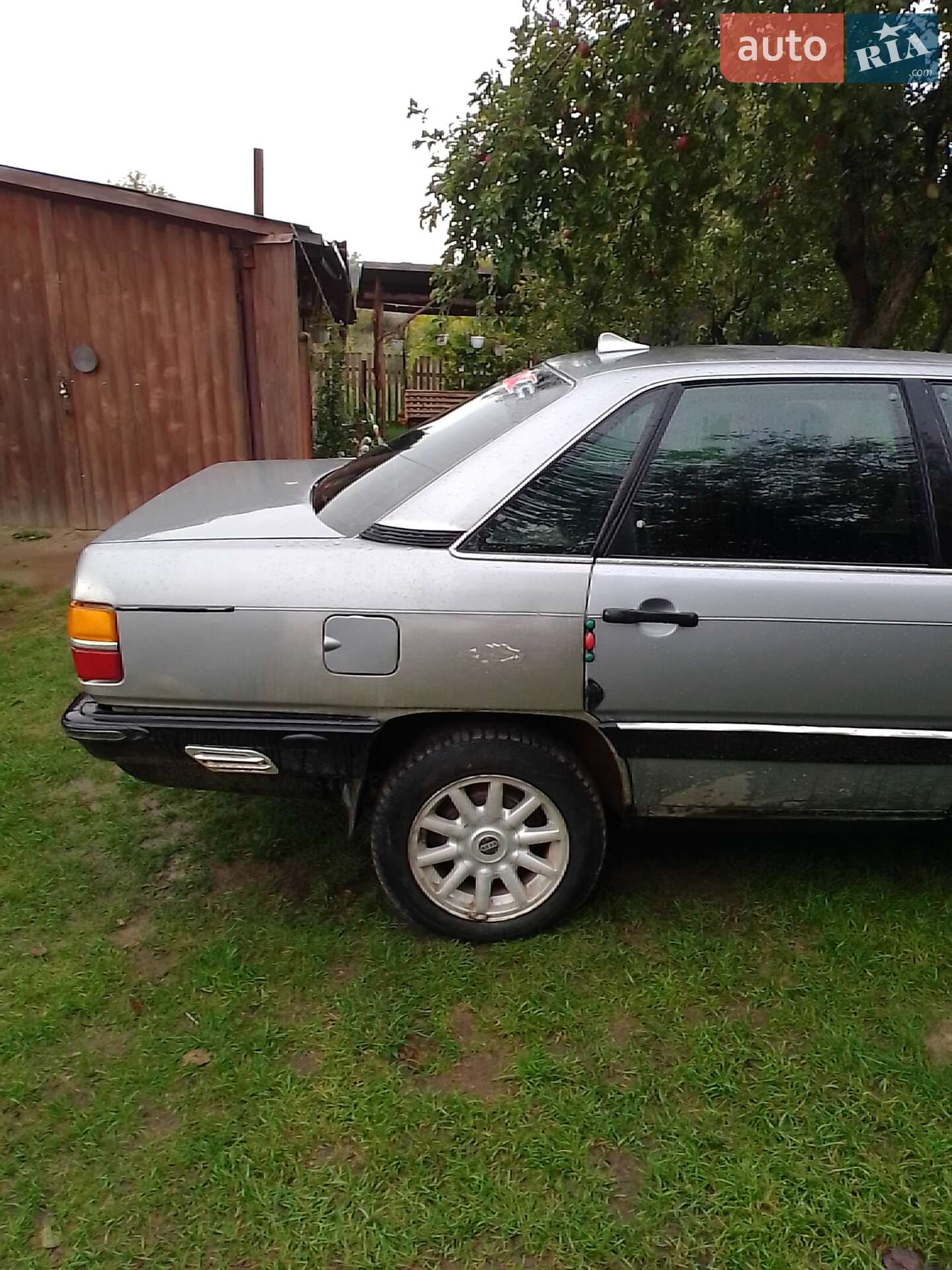 Audi 100 1986 VIN WAUZZZ44ZGA140847 фото оголошення 9 з 10