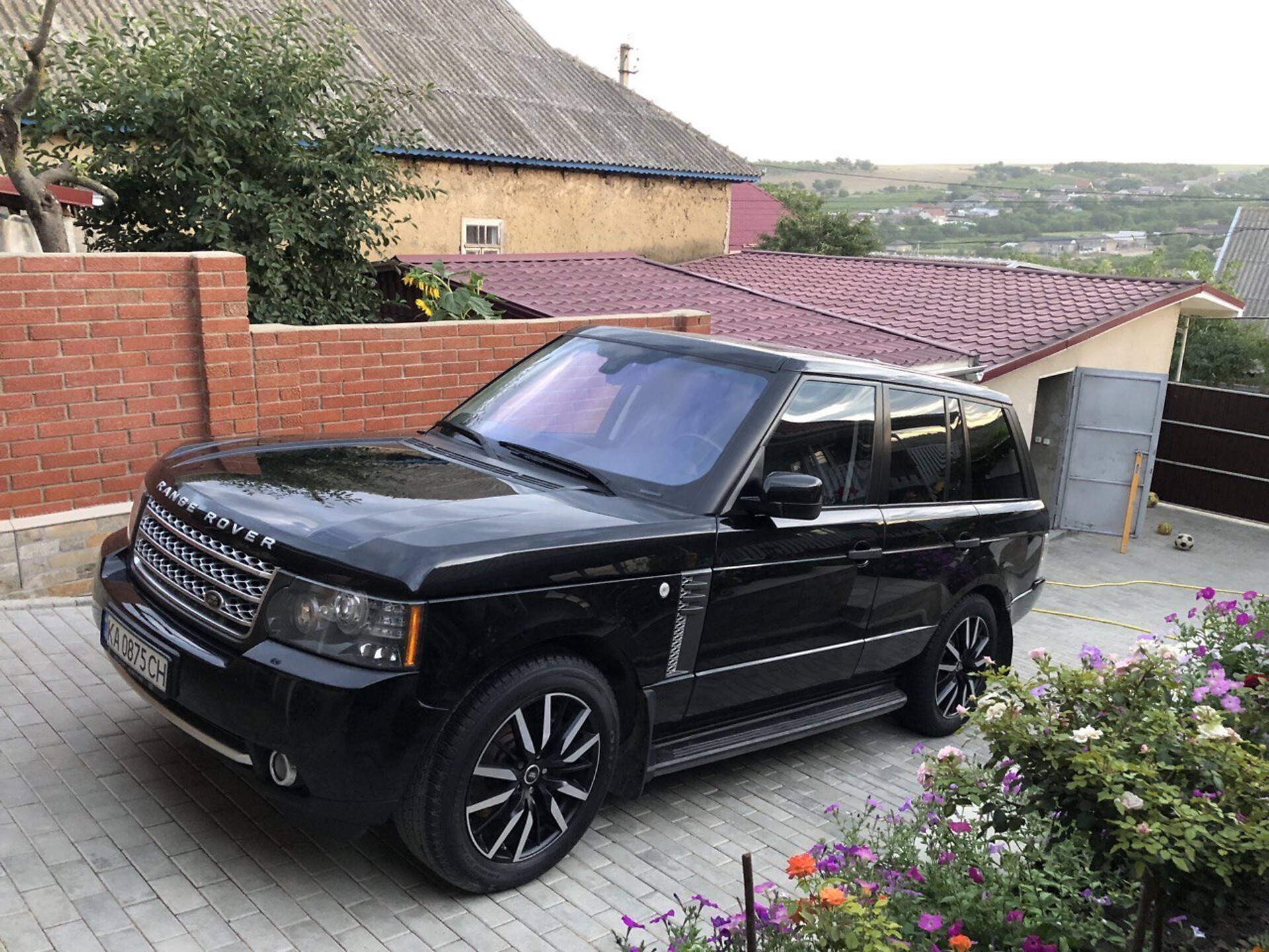 Land Rover Range Rover 2011 VIN SALLMAMH4BA353092 фото оголошення 11 з 12