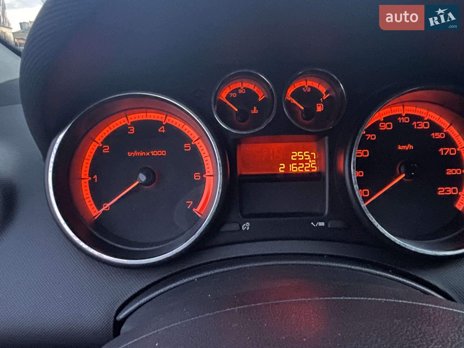 Peugeot 308 2011 VIN VF34C5FS0BS212716 фото оголошення 8 з 13