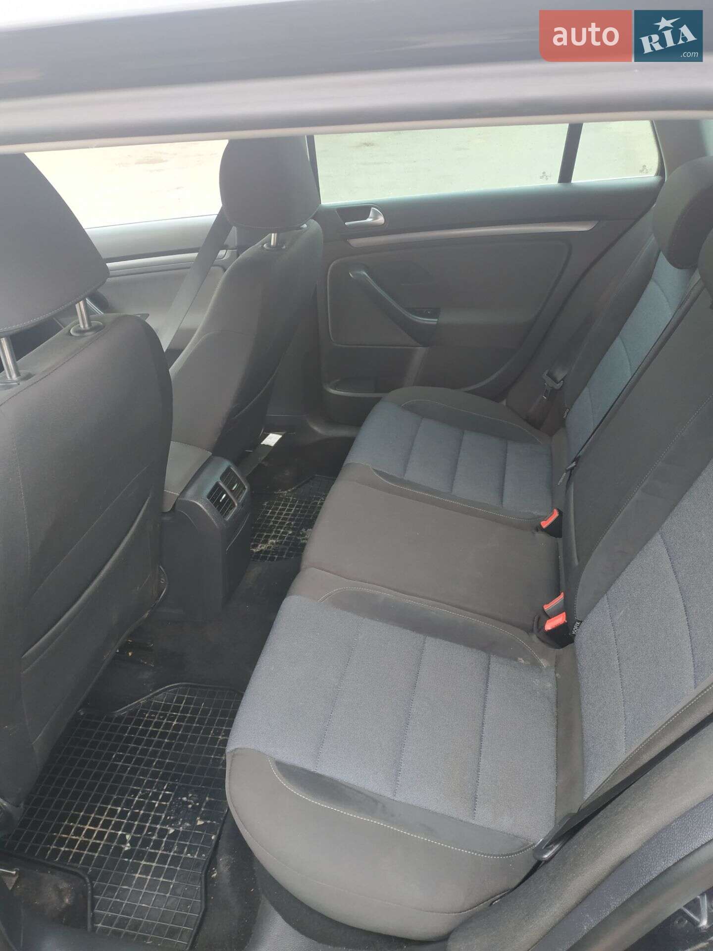 Volkswagen Golf 2011 VIN WVWZZZ1KZCM646701 фото оголошення 6 з 13