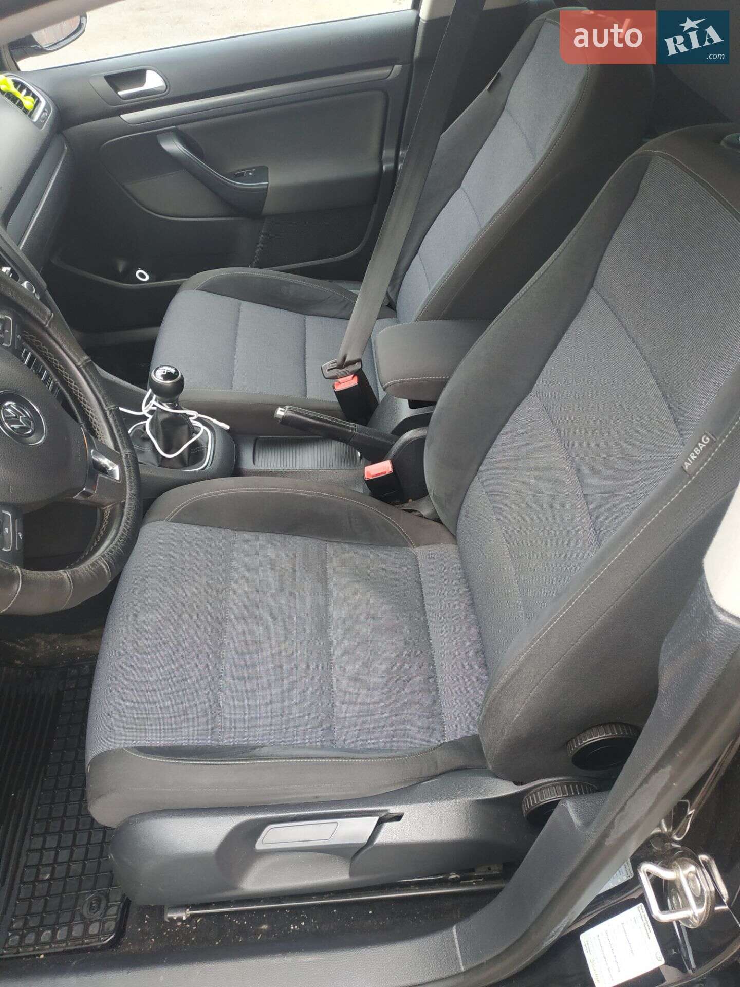 Volkswagen Golf 2011 VIN WVWZZZ1KZCM646701 фото оголошення 7 з 13