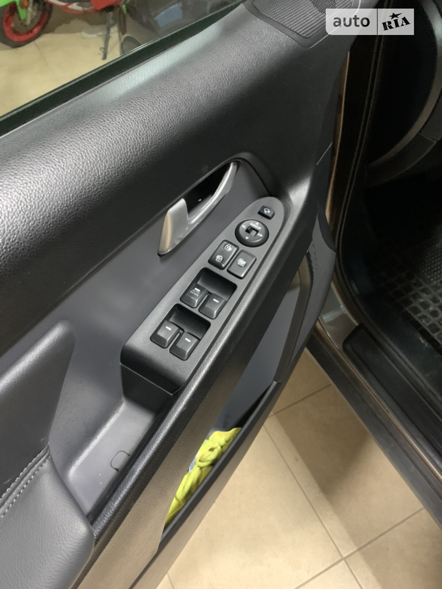Kia Sportage 2013 VIN U5YPC813DDL374458 фото оголошення 18 з 20