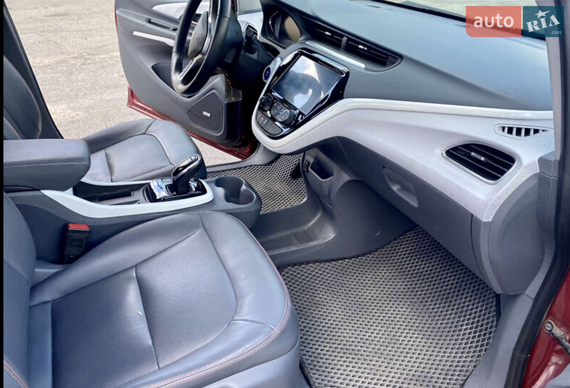 Chevrolet Bolt EV 2017 VIN 1G1FX6S00H4185573 фото оголошення 3 з 7