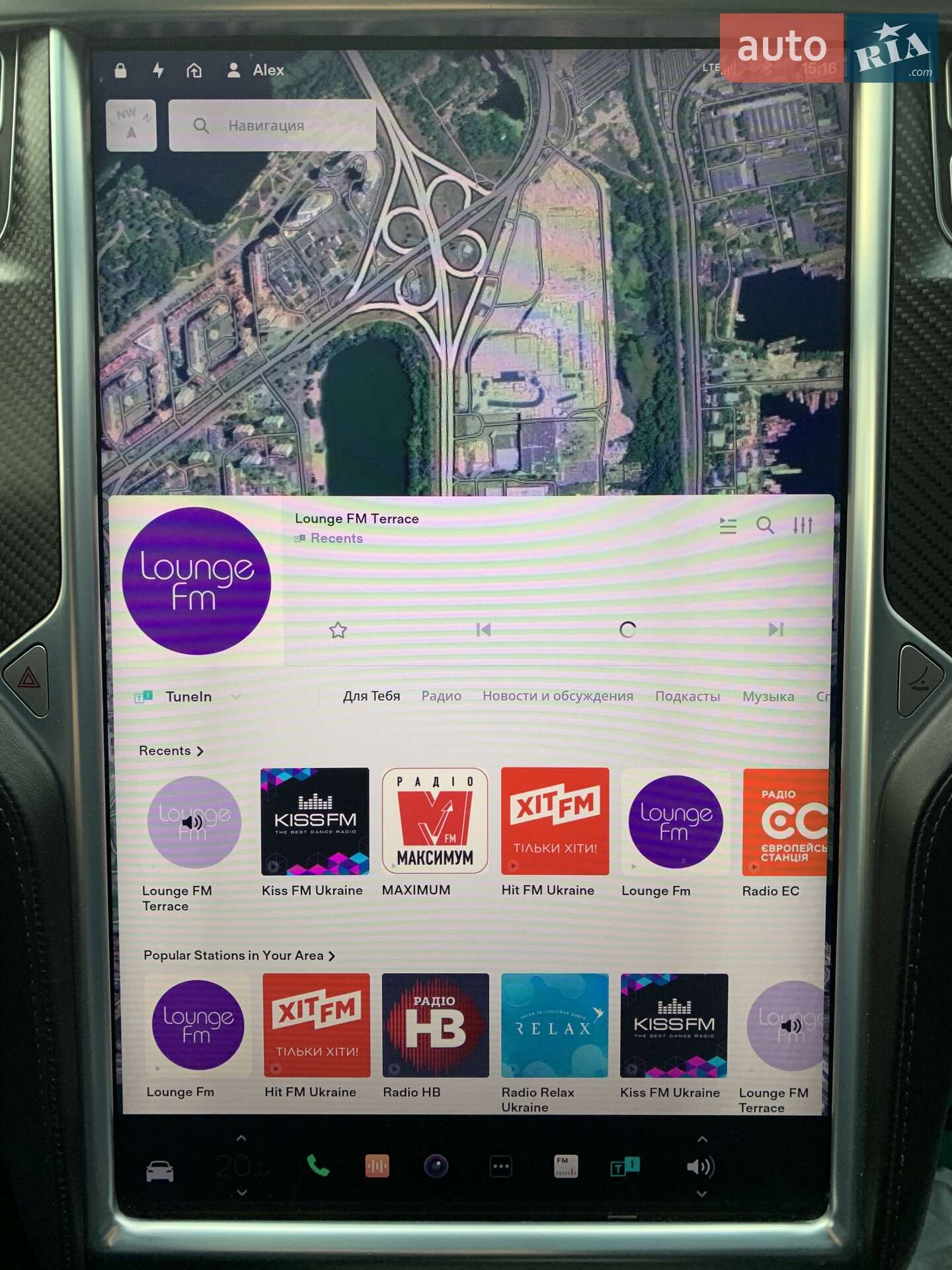 Tesla Model X 2016 VIN 5YJXCBE22GF021410 фото оголошення 8 з 19