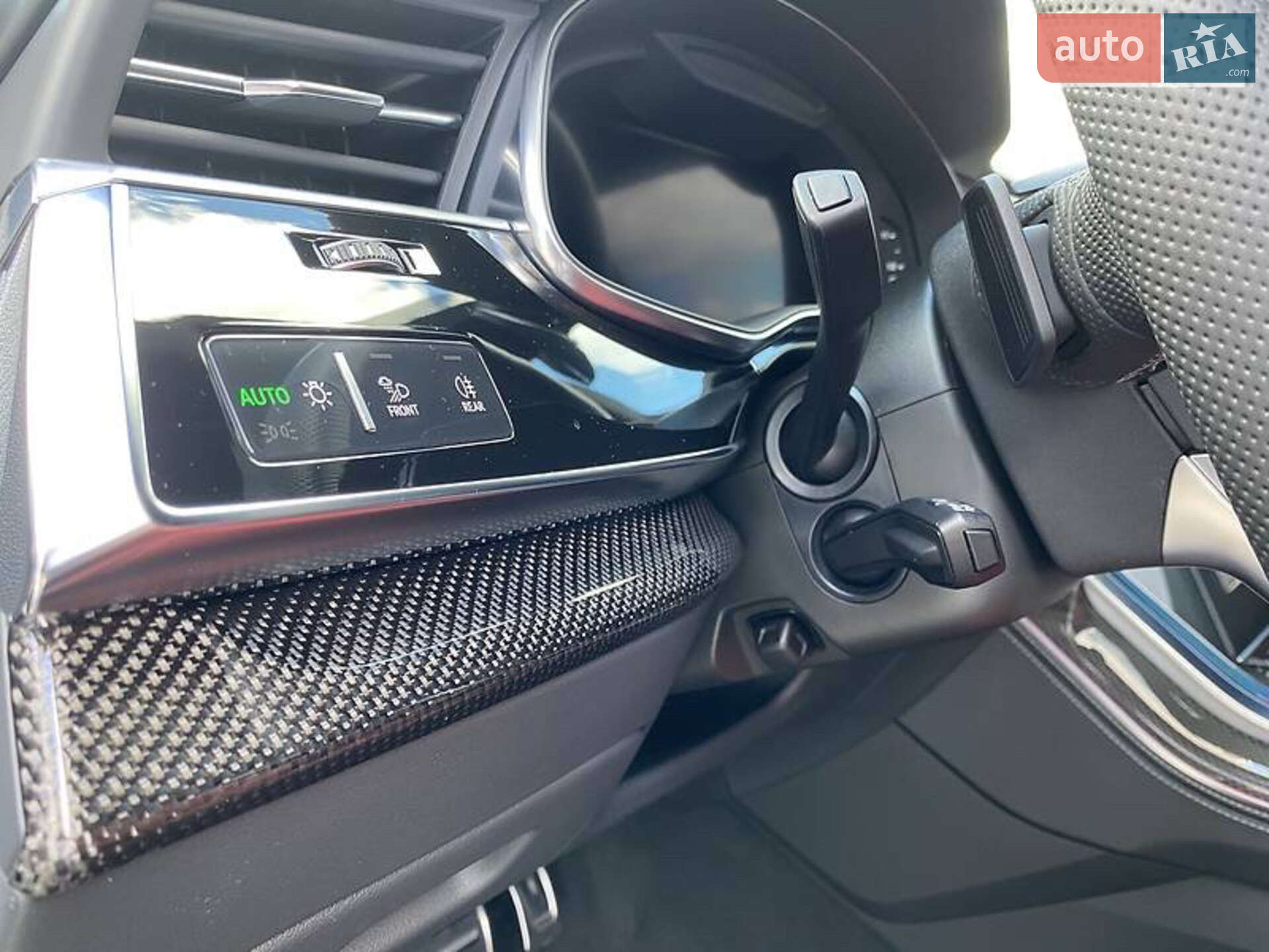 Audi SQ8 2021 VIN WAUZZZF11MD026782 фото оголошення 19 з 30