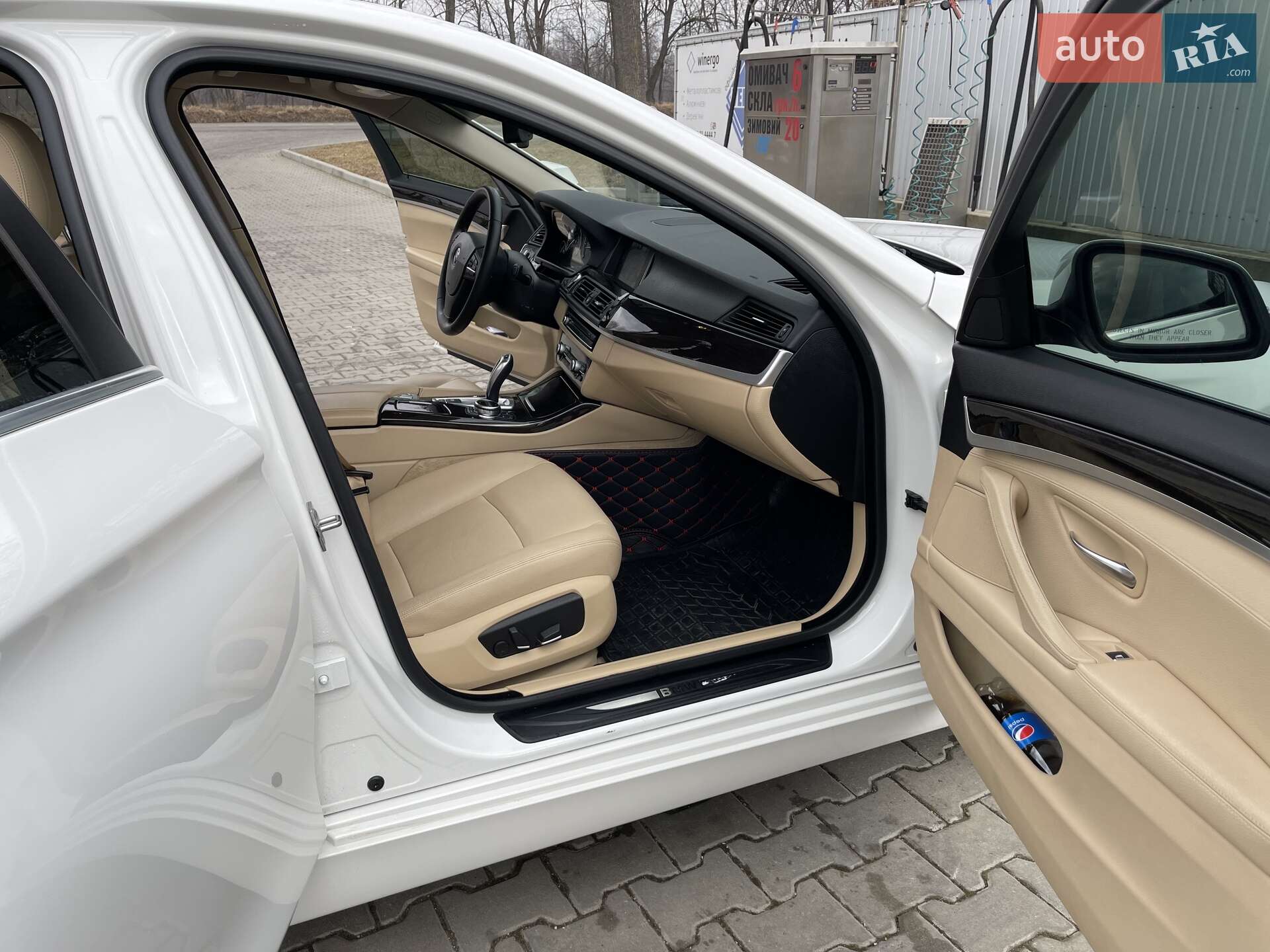 BMW 5 Series 2013 VIN WBAXA5C59ED001709 фото оголошення 3 з 7