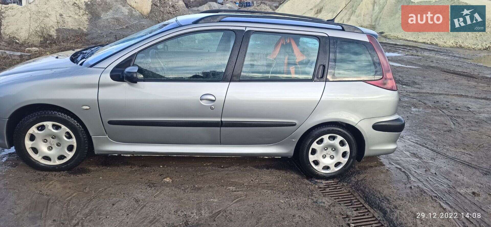 Peugeot 206 2004 VIN VF32E8HXF43826875 фото оголошення 4 з 6