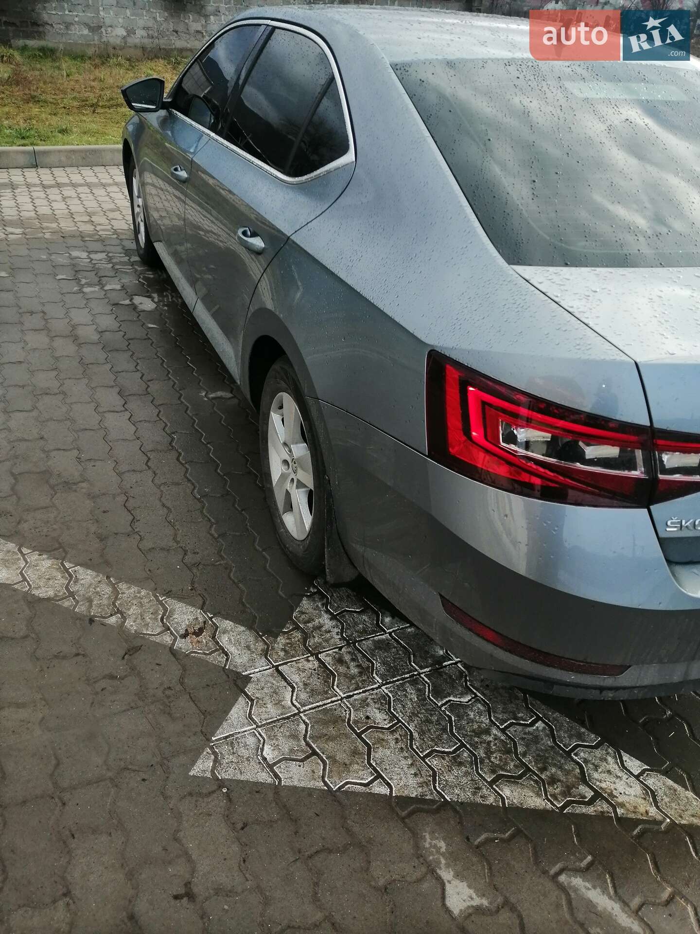 Skoda Superb 2017 VIN TMBAH7NP9J7508312 фото оголошення 4 з 19