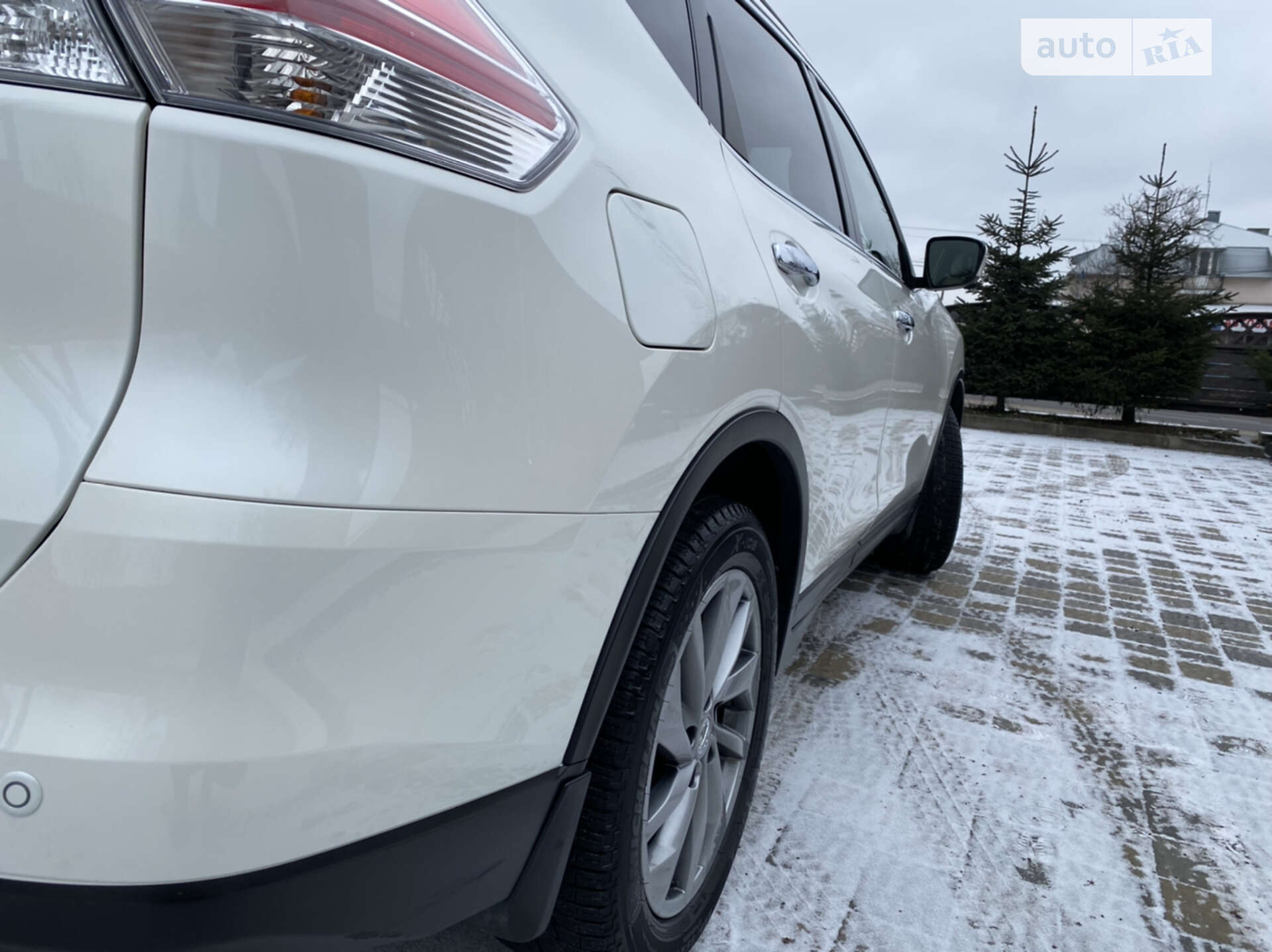 Nissan X-Trail 2015 VIN JN1TANT32U0000644 фото оголошення 34 з 65